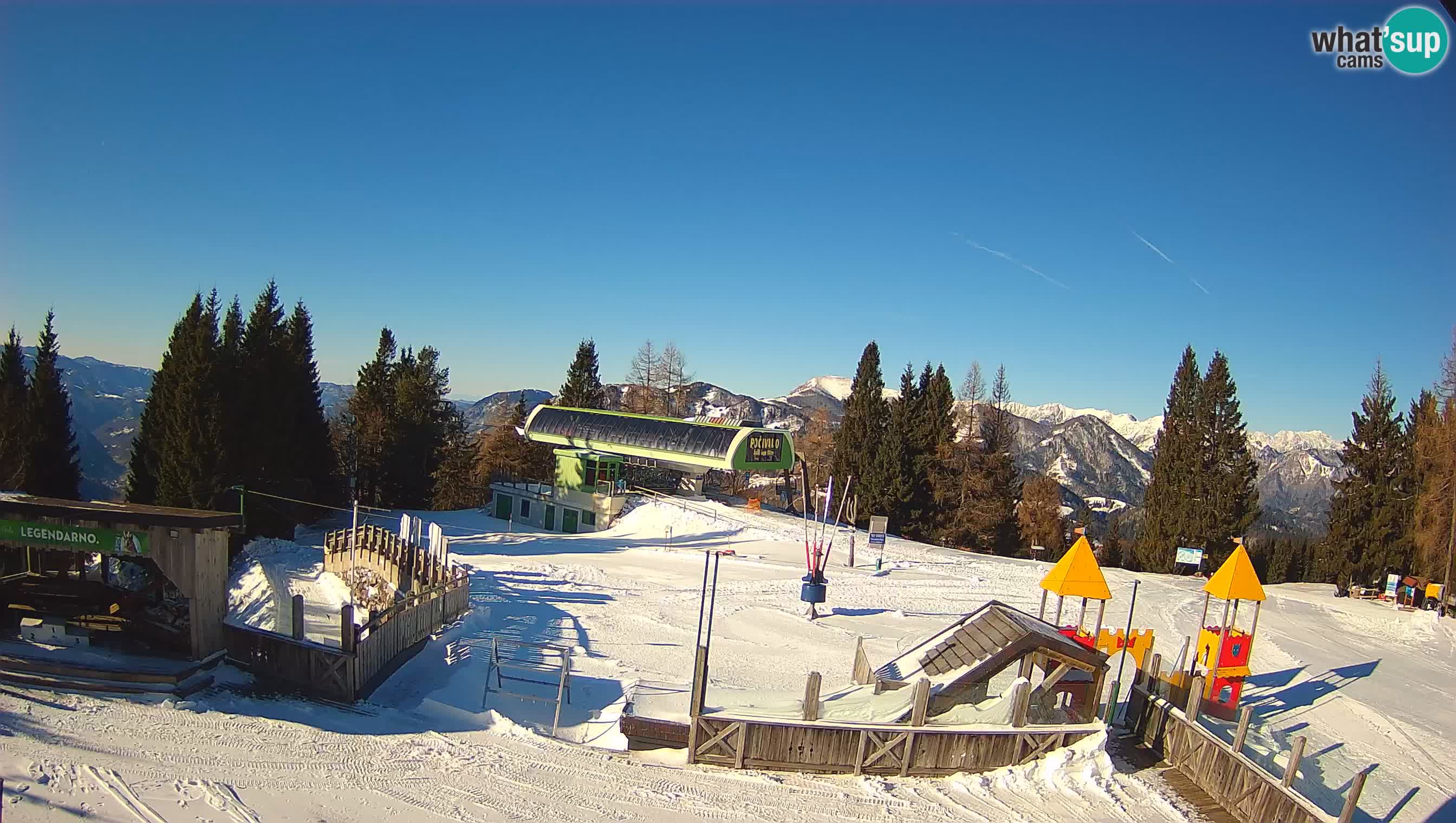 Alpska Perla Ski center Cerkno Počivalo webcam – Slovenia