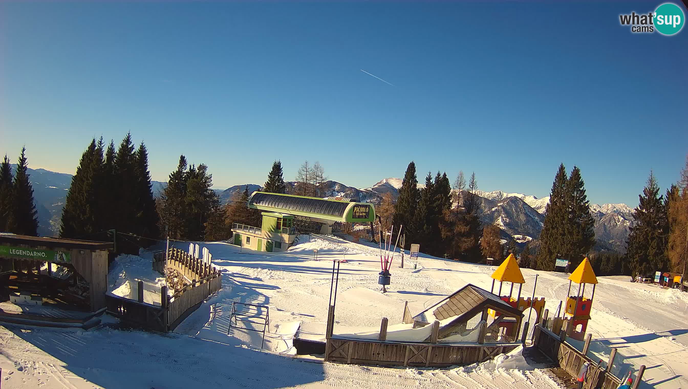 Alpska Perla Ski hotel Cerkno Počivalo webcam – Slovenia