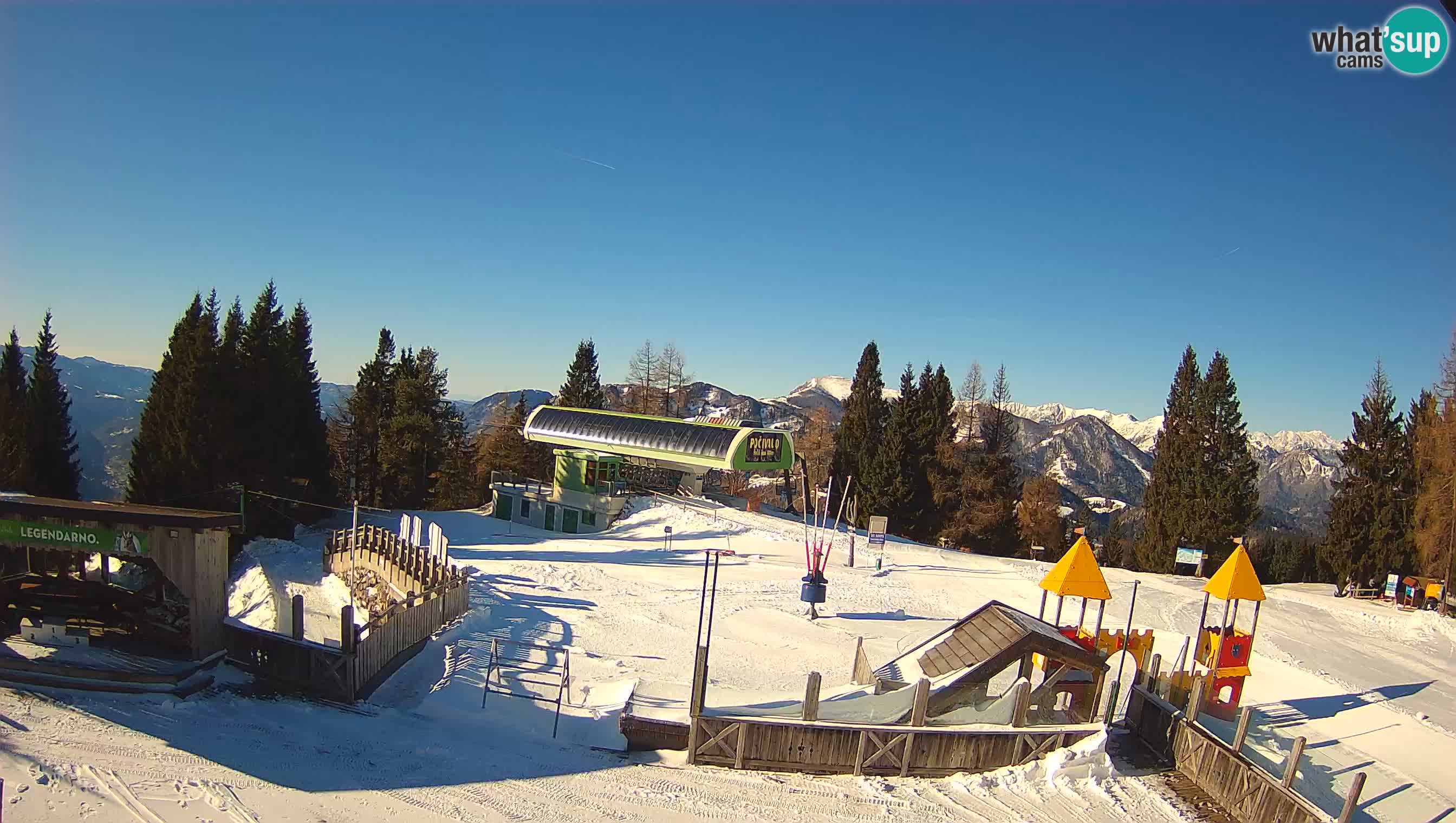 Alpska Perla Ski hotel Cerkno Počivalo webcam – Slovenia