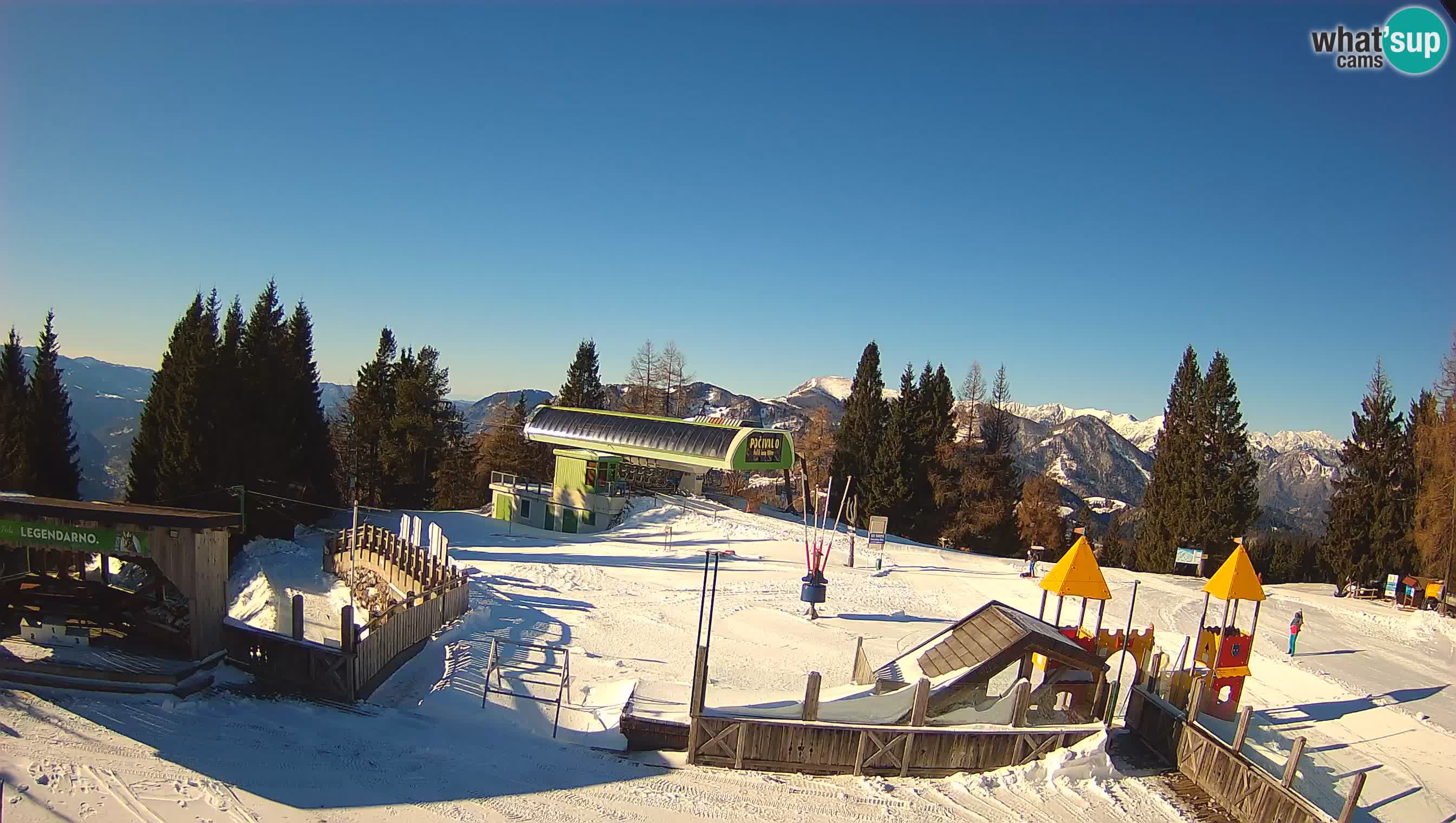 Alpska Perla Ski hotel Cerkno Počivalo webcam – Slovenia