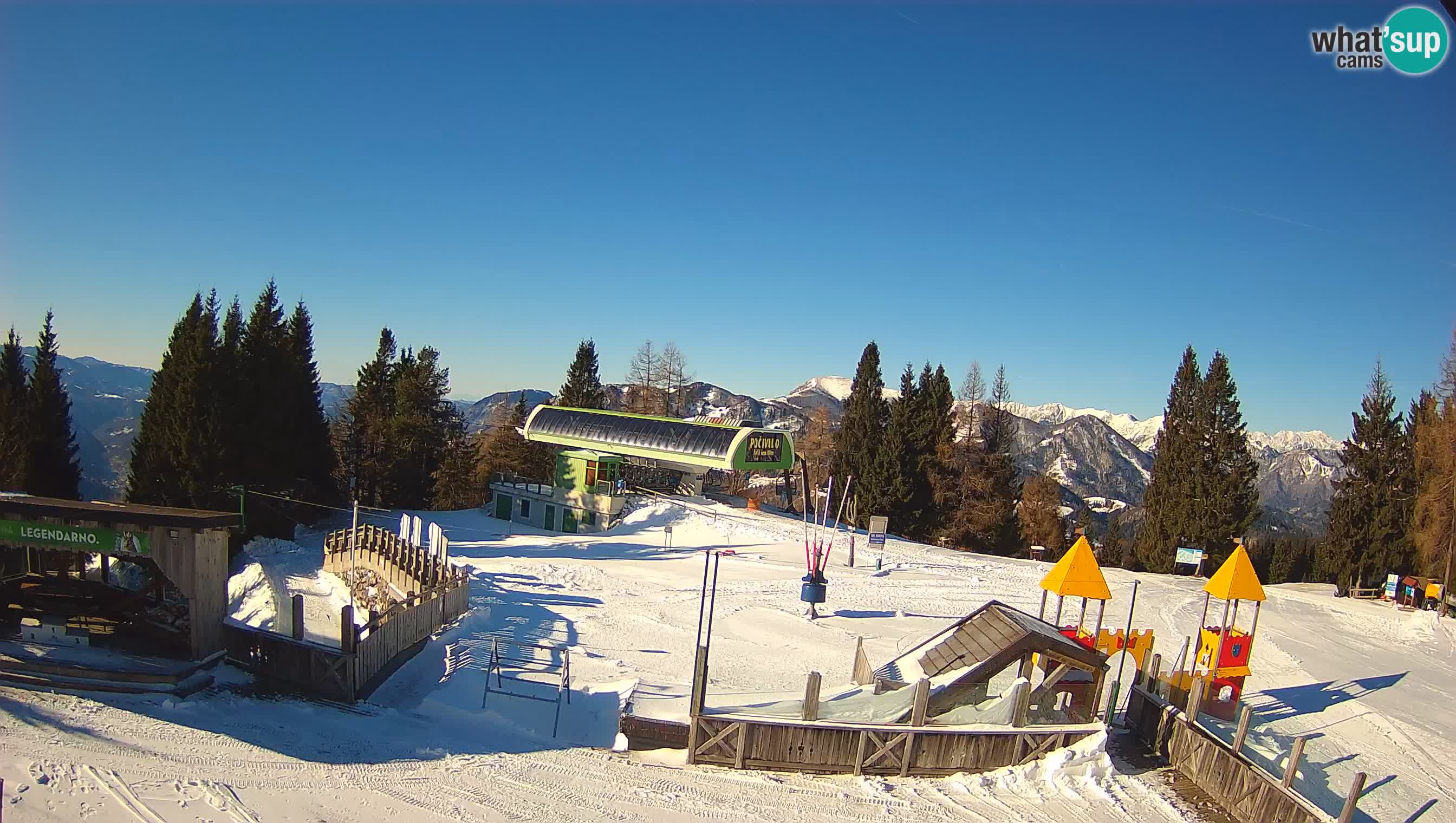 Alpska Perla Ski hotel Cerkno Počivalo webcam – Slovenia