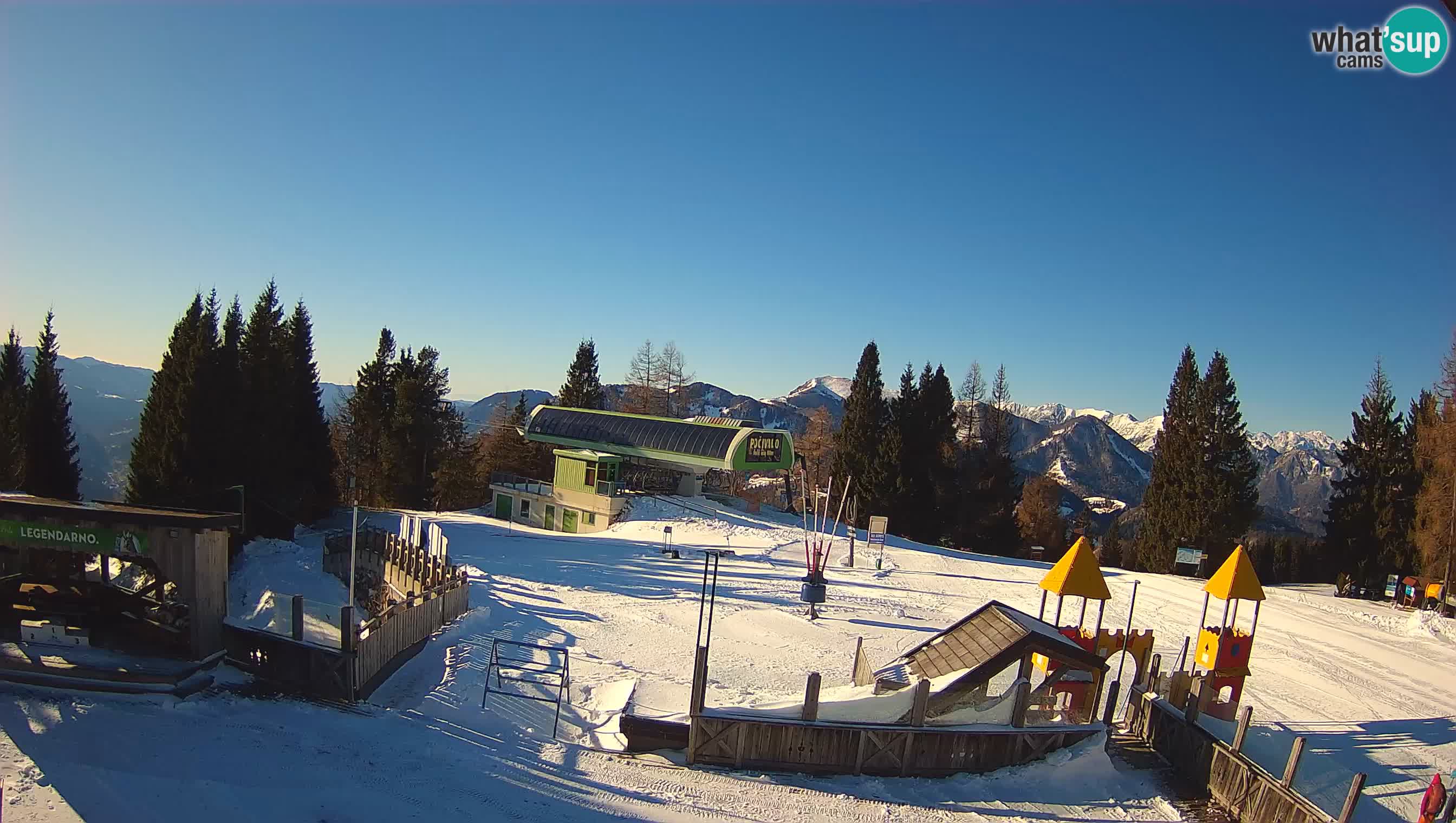 Alpska Perla Ski hotel Cerkno Počivalo webcam – Slovenia