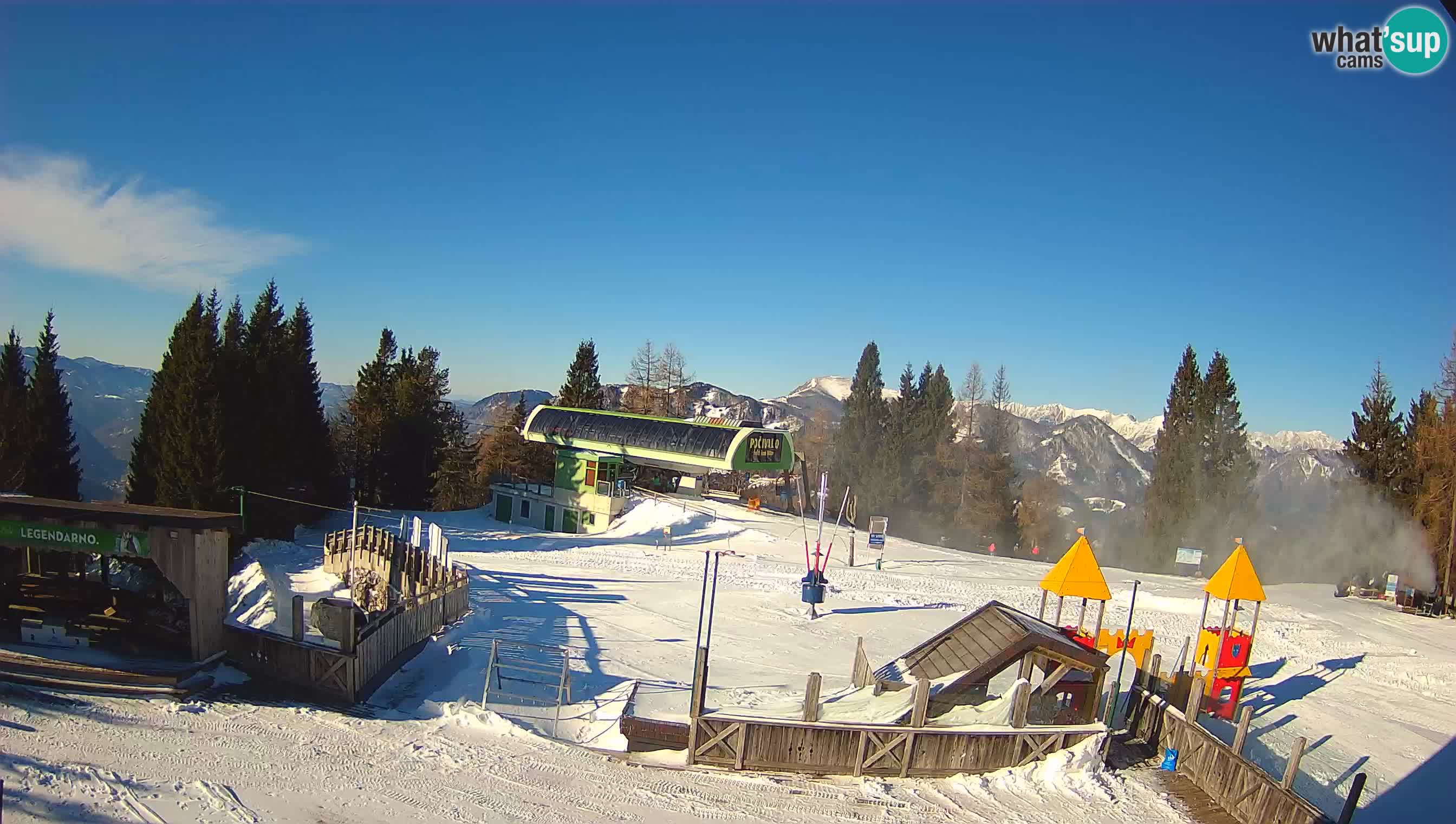 Alpska Perla Ski center Cerkno Počivalo webcam – Slovenia