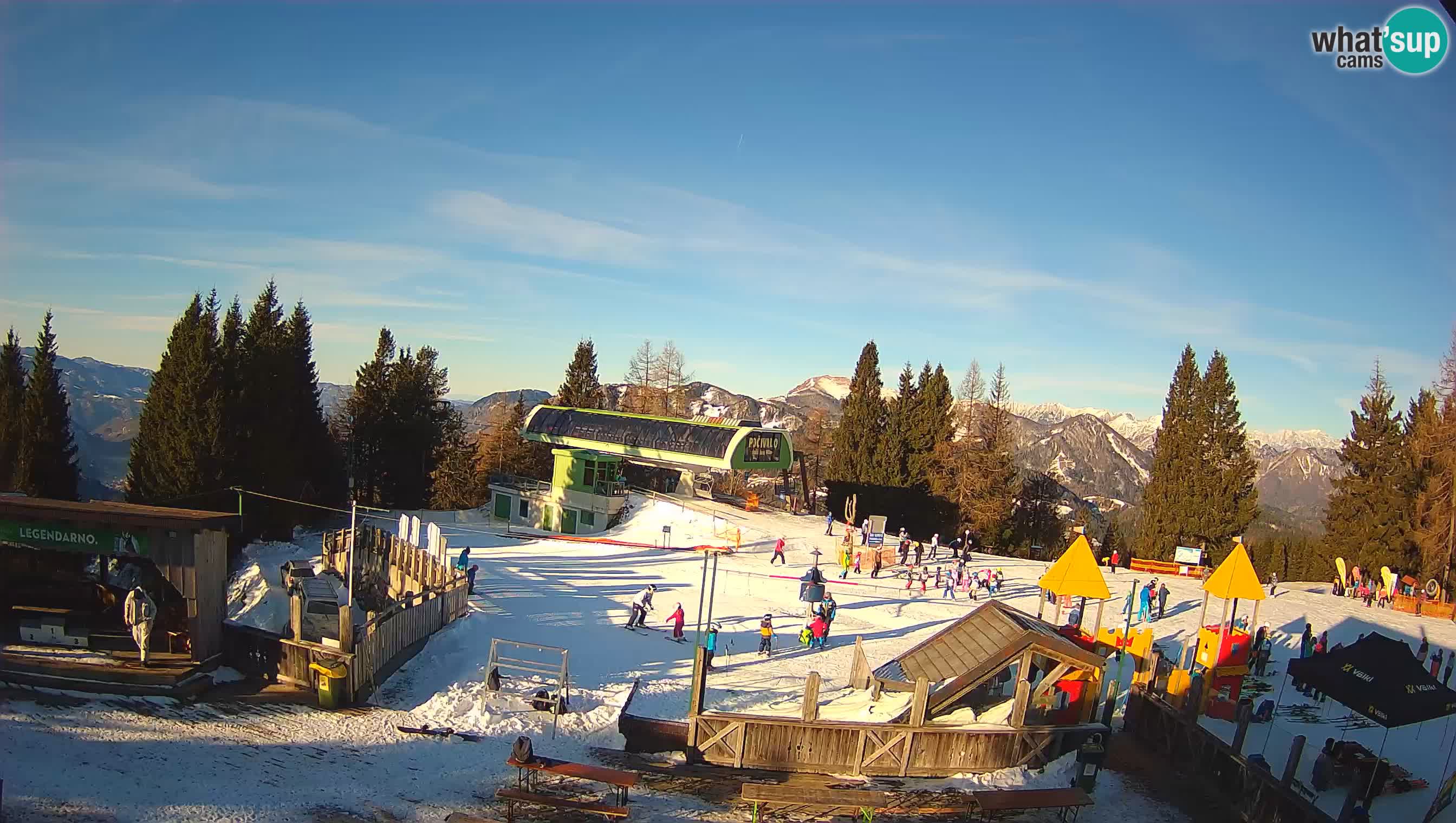 Alpska Perla Ski center Cerkno Počivalo webcam – Slovenia