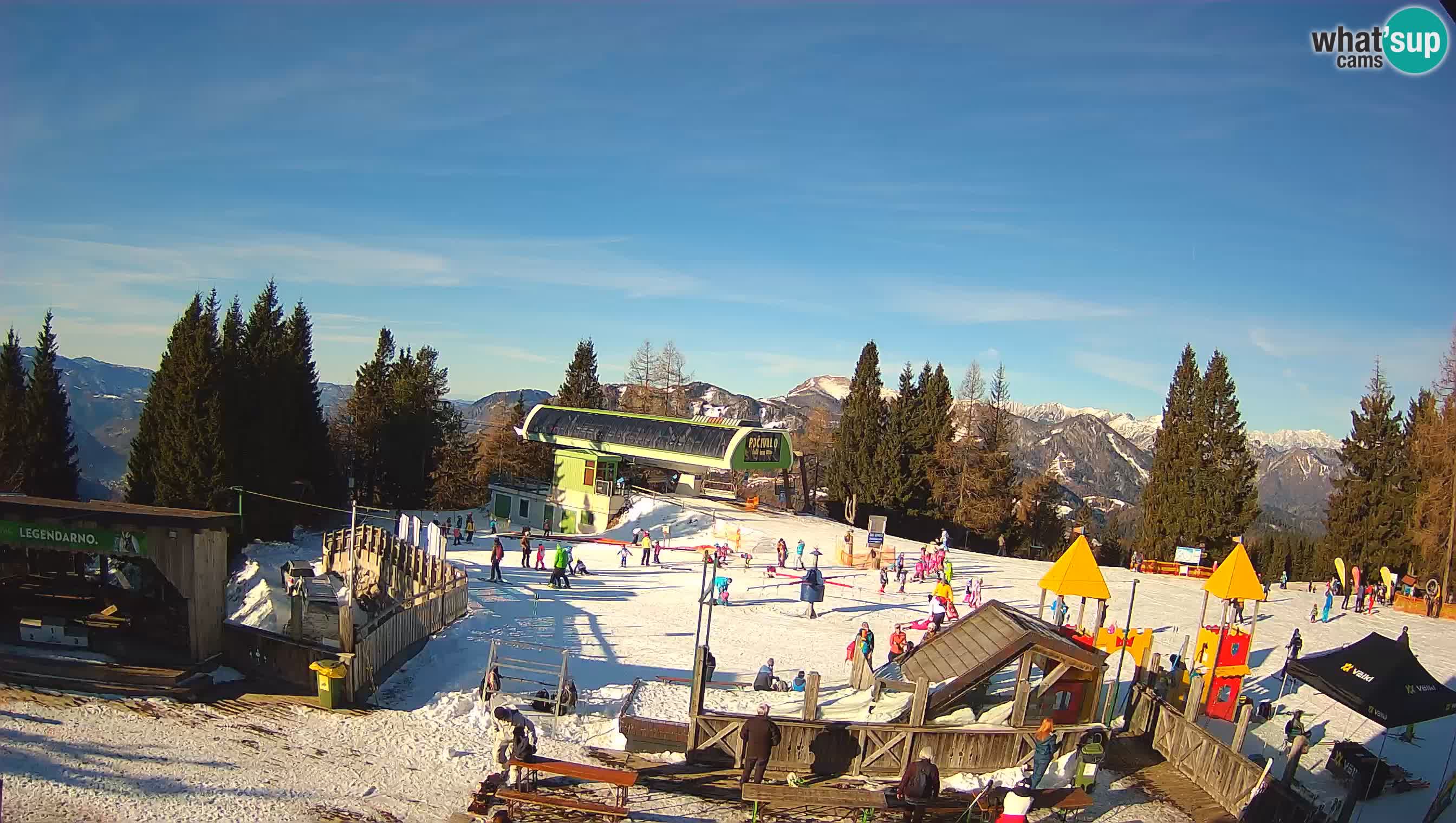 Alpska Perla Ski center Cerkno Počivalo webcam – Slovenia