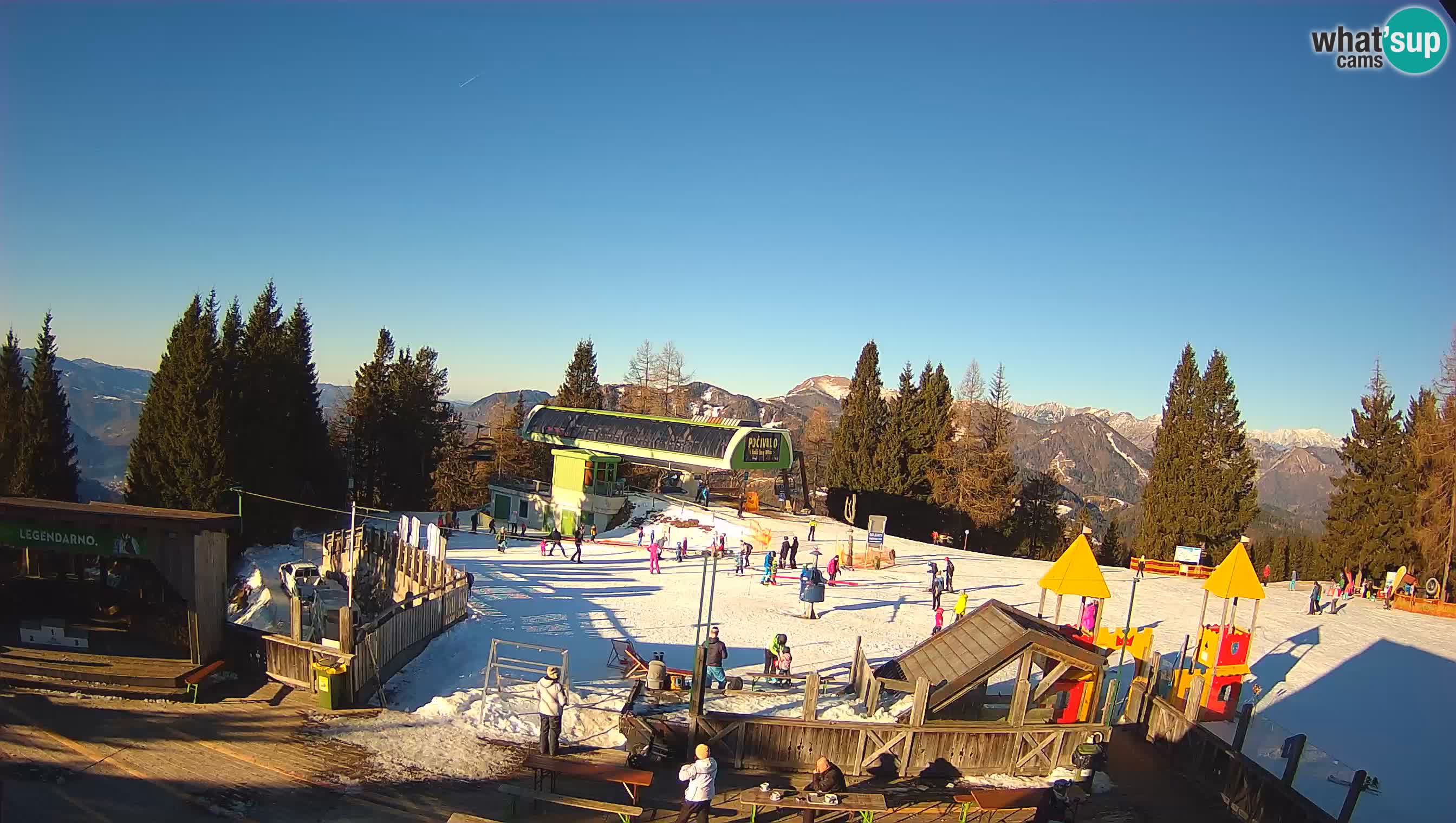 Alpska Perla Ski hotel Cerkno Počivalo webcam – Slovenia