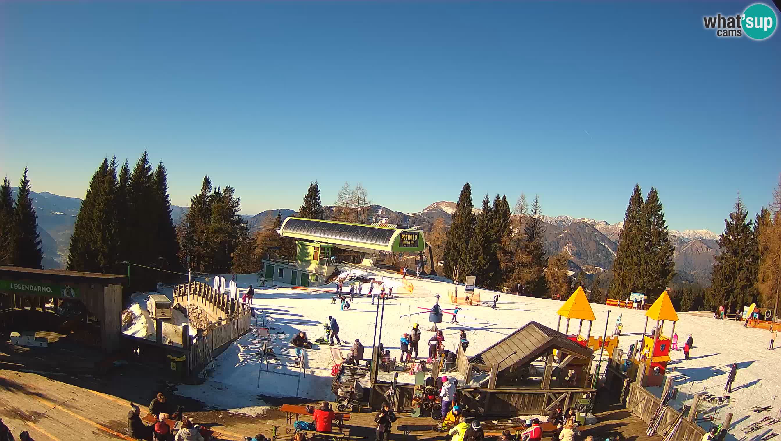 Alpska Perla Ski center Cerkno Počivalo webcam – Slovenia