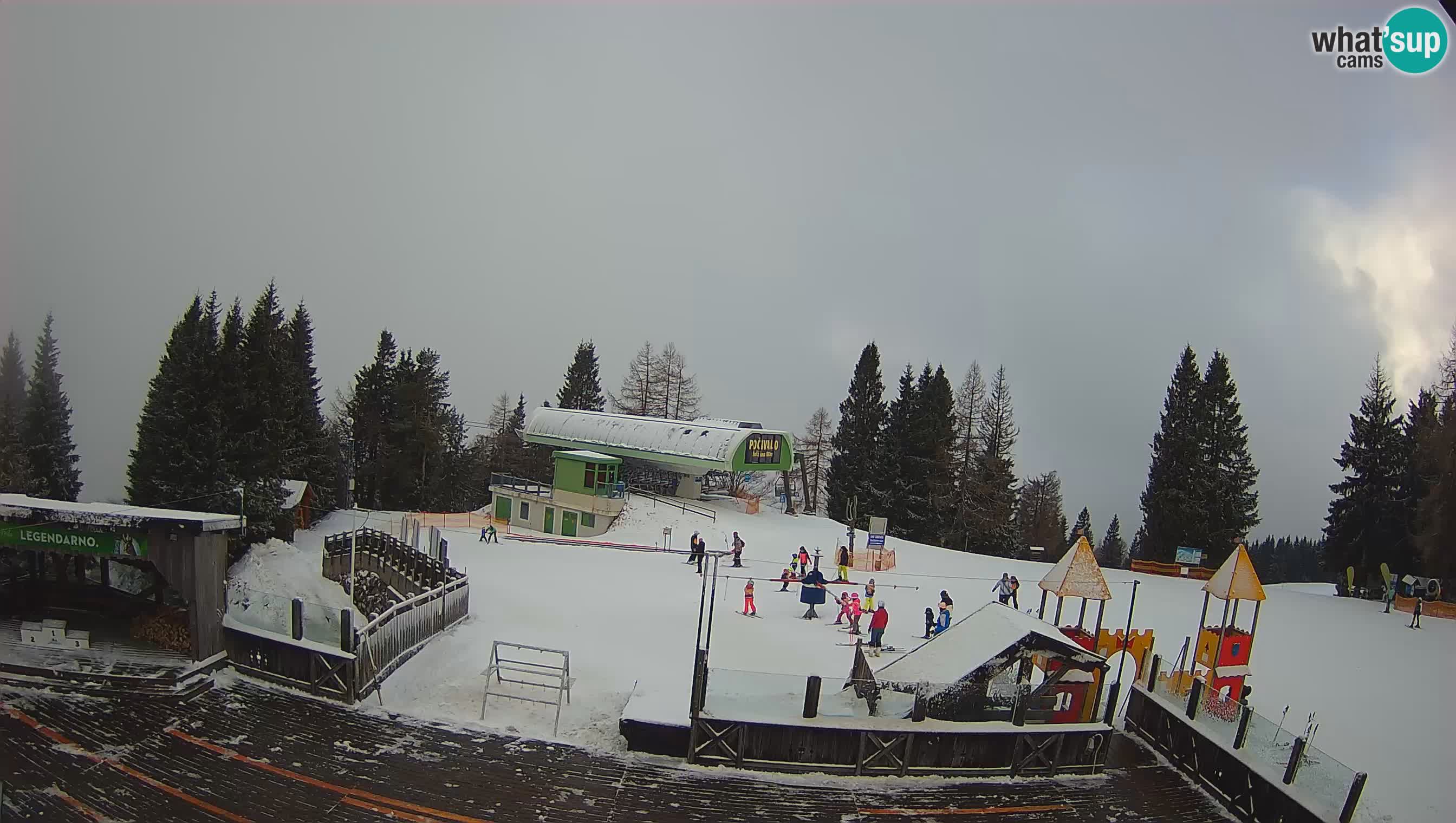 Webcam de la station de ski des Alpes slovènes à Cerkno Počivalo