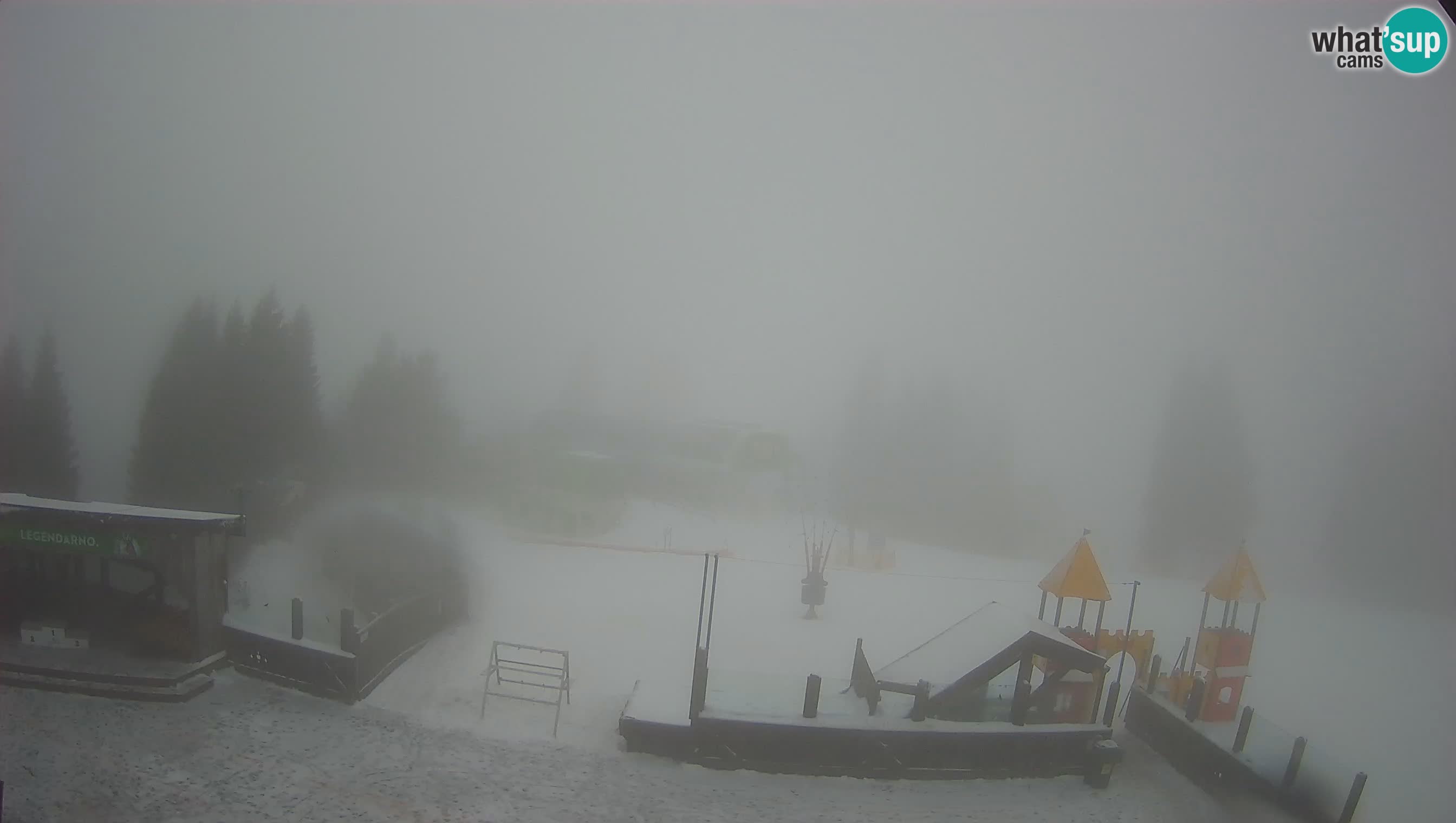 Alpska Perla Ski center Cerkno Počivalo webcam – Slovenia