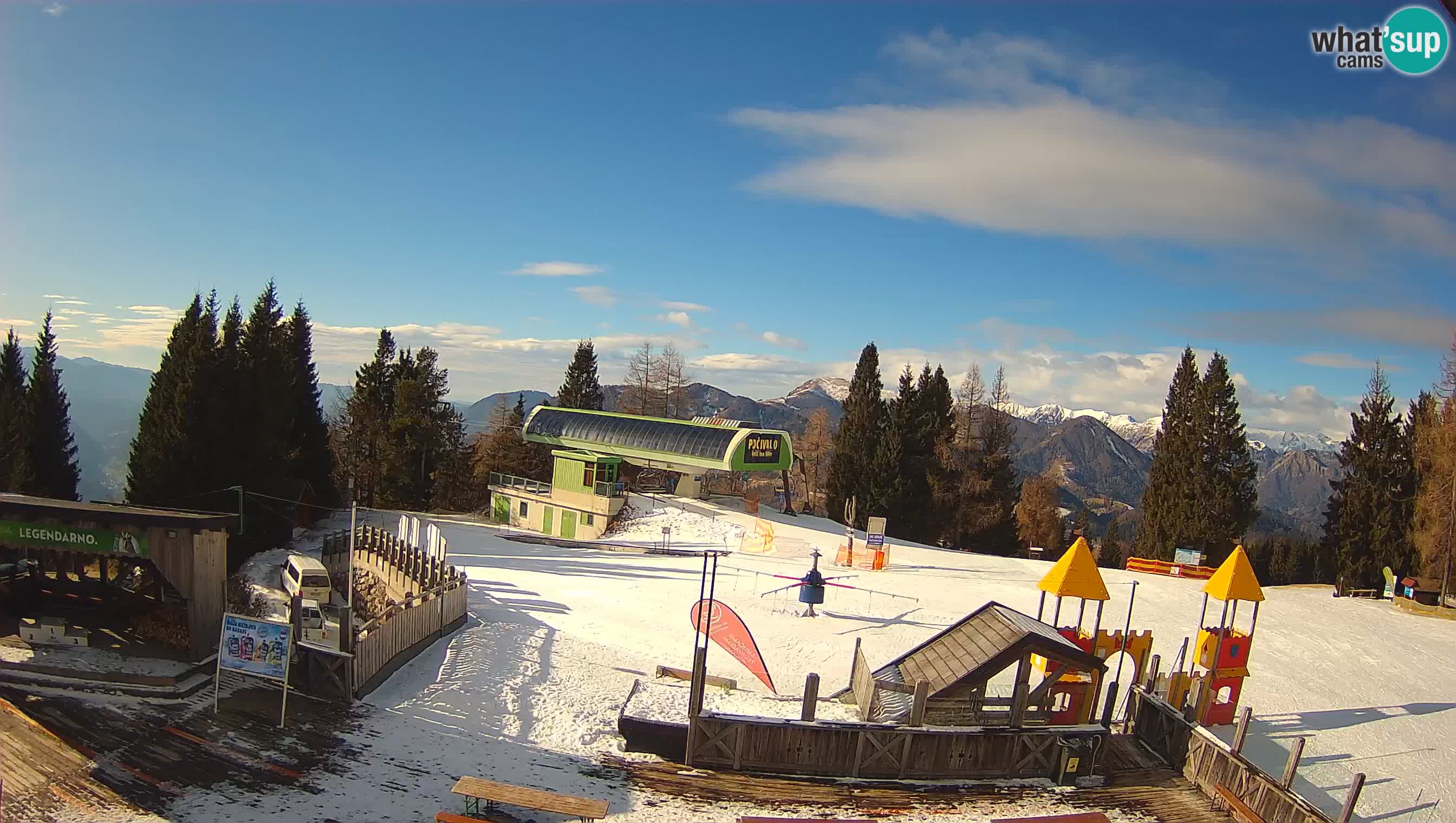 Alpska Perla Ski center Cerkno Počivalo webcam – Slovenia