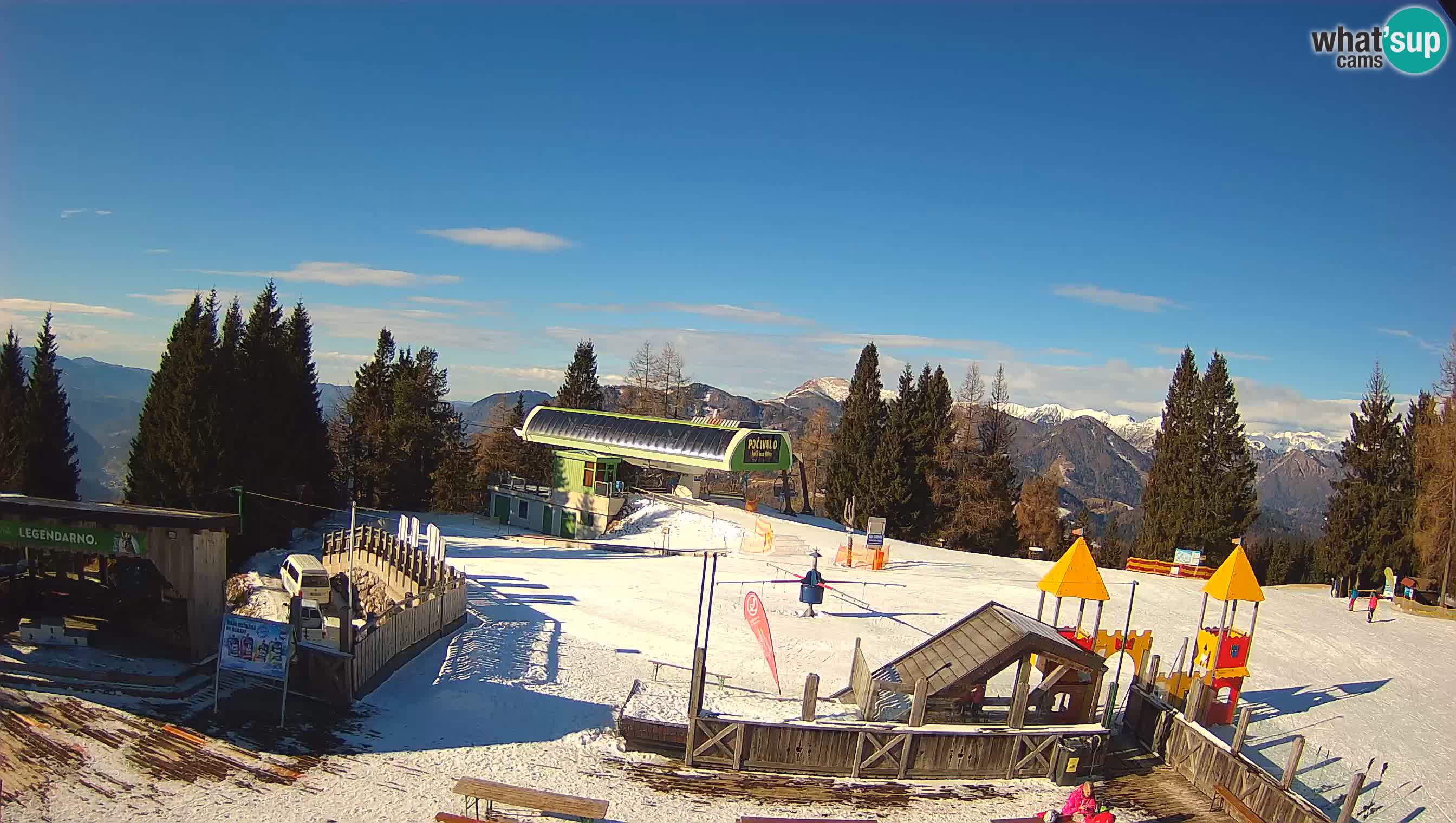 Alpska Perla Ski center Cerkno Počivalo webcam – Slovenia