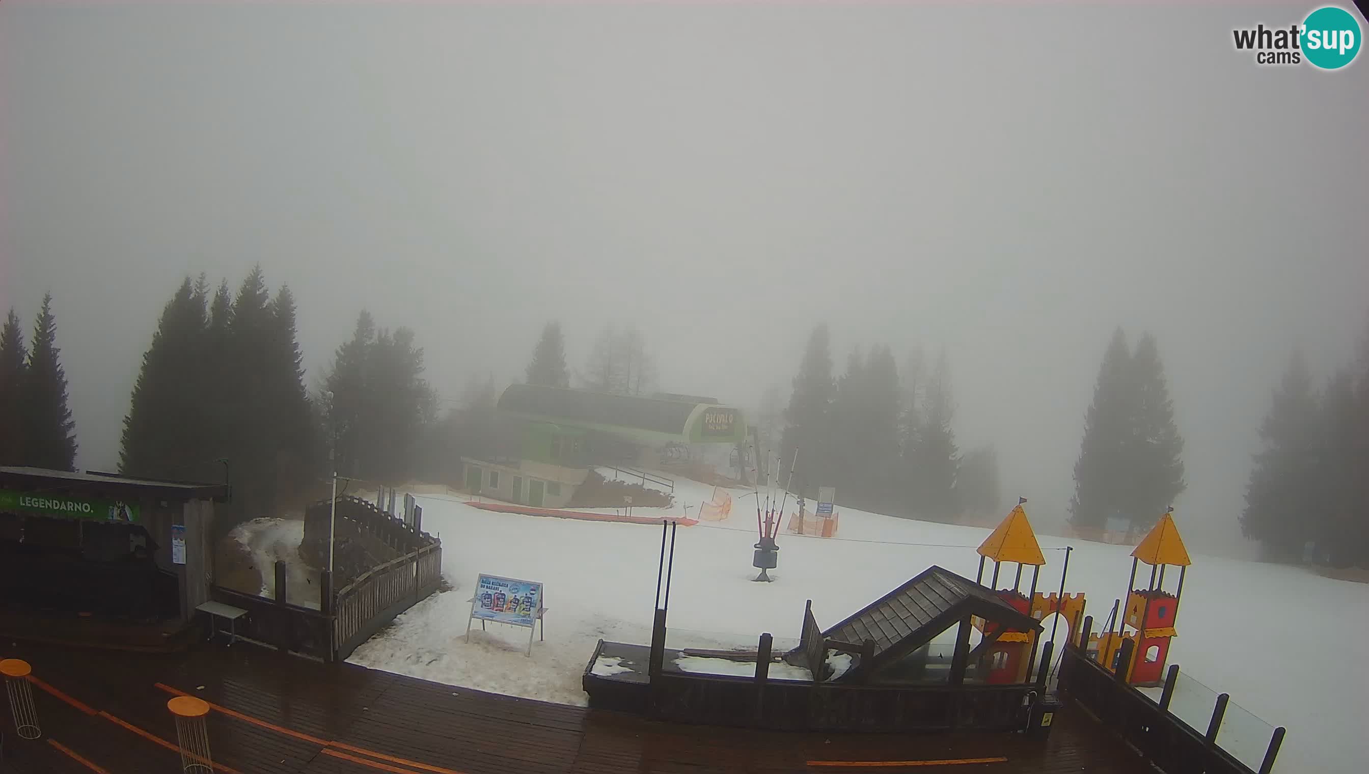 Webcam de la station de ski des Alpes slovènes à Cerkno Počivalo