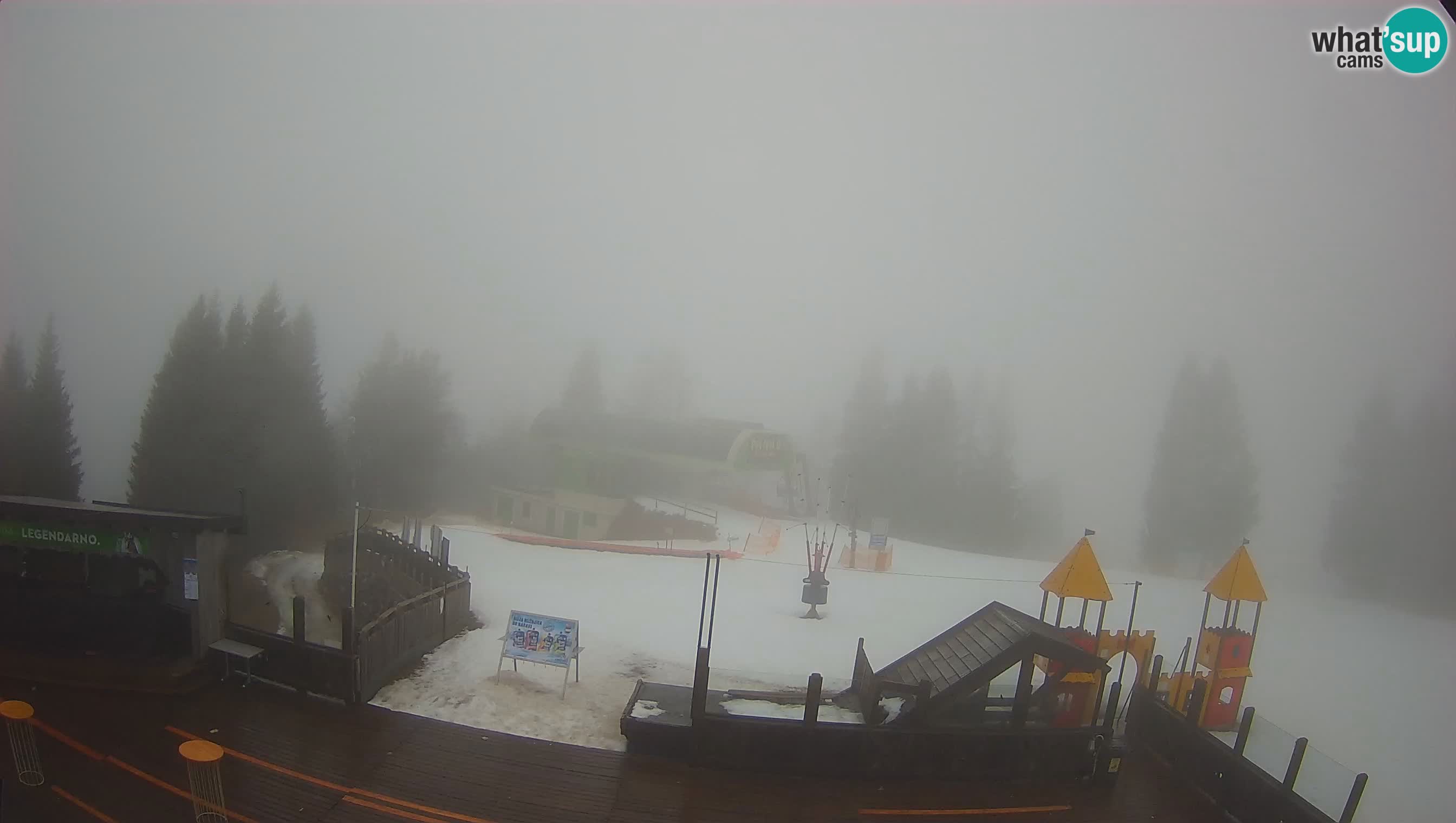 Alpska Perla Ski hotel Cerkno Počivalo webcam – Slovenia