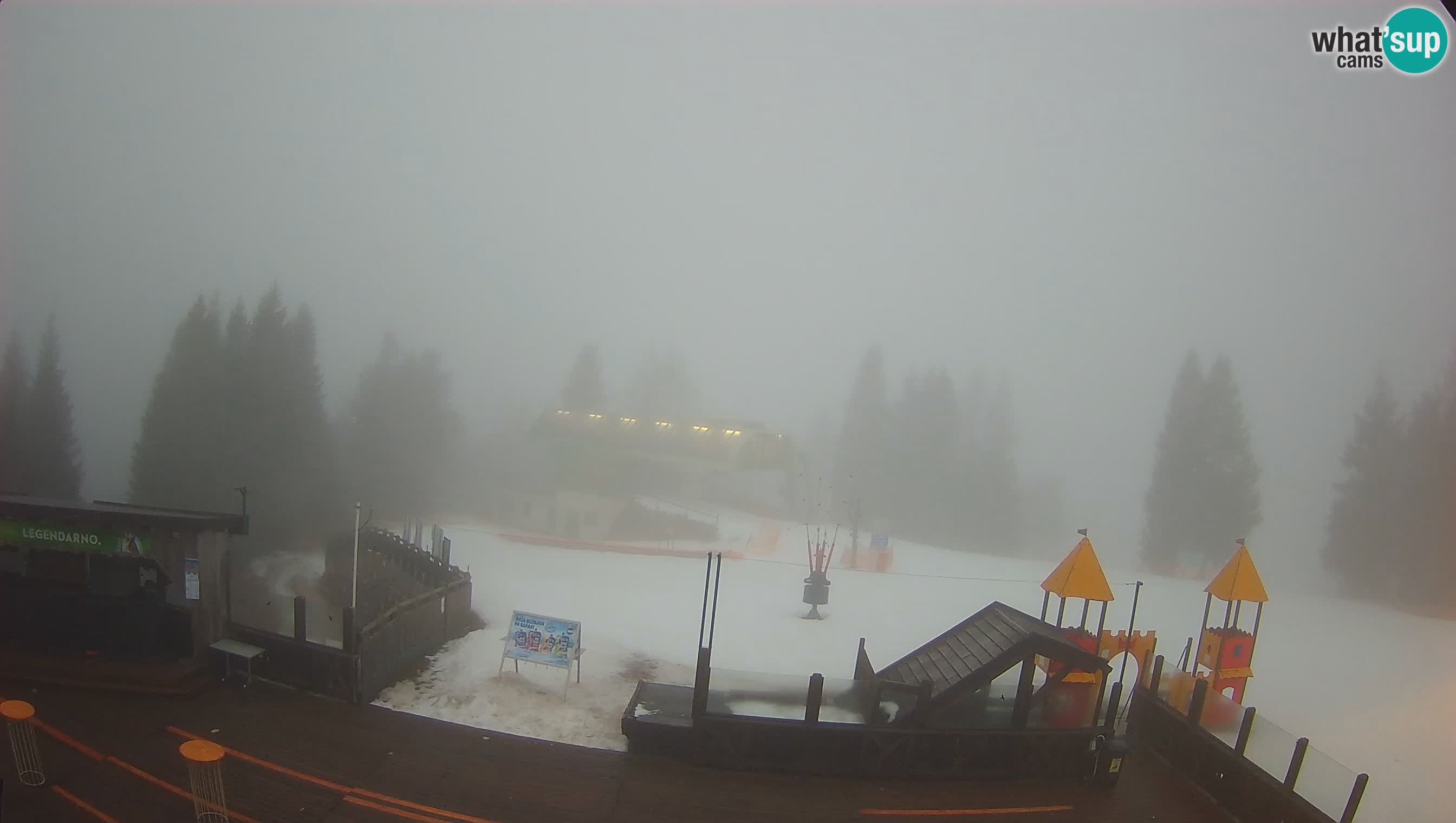 Alpska Perla Ski hotel Cerkno Počivalo webcam – Slovenia