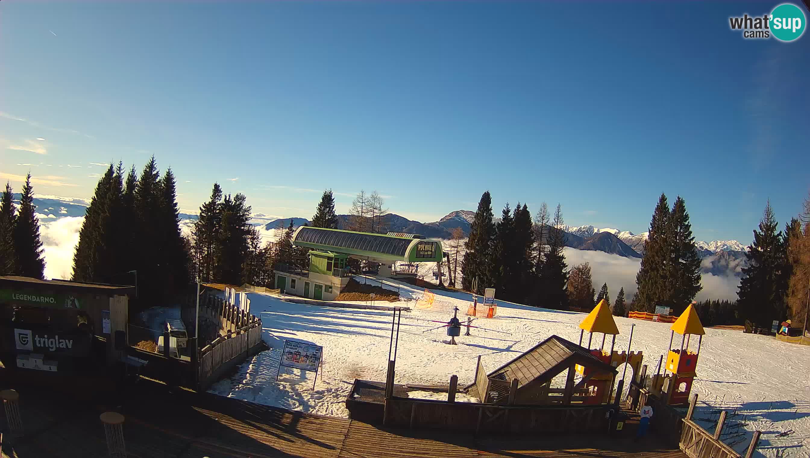 Alpska Perla Ski hotel Cerkno Počivalo webcam – Slovenia