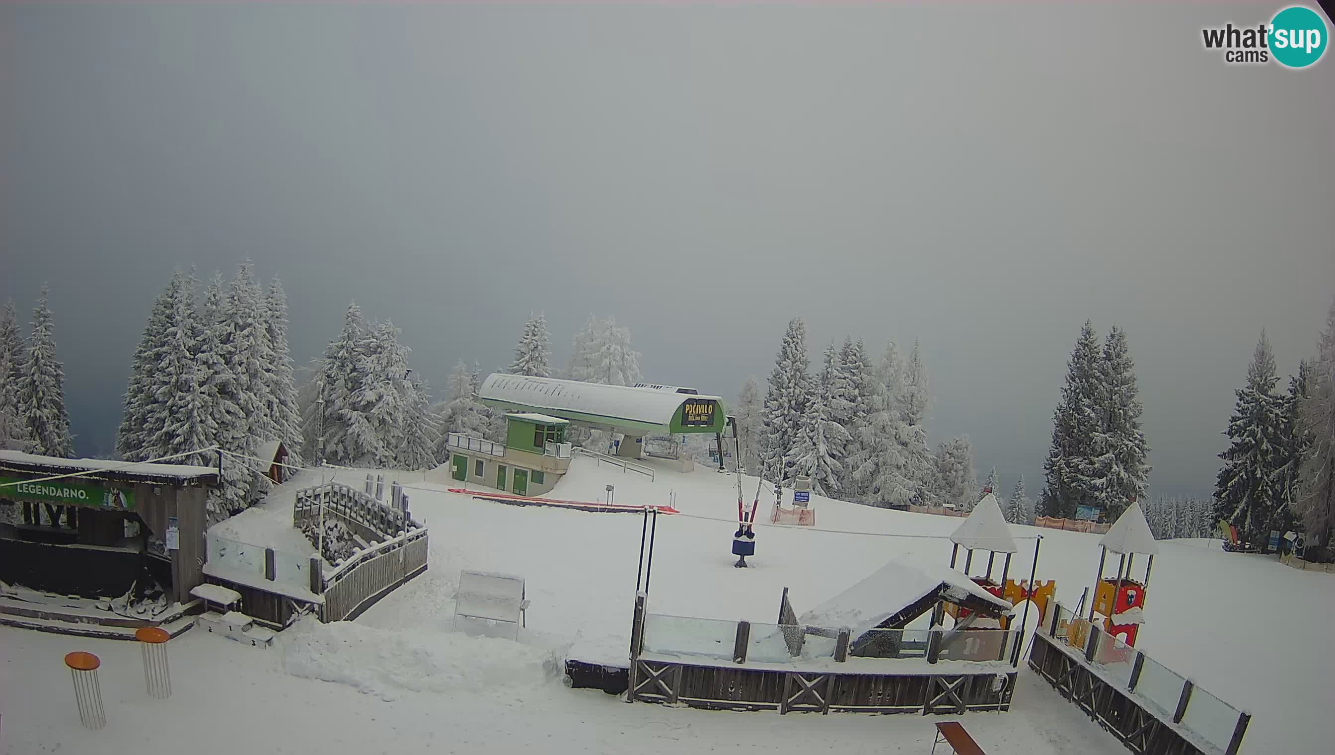 Alpska Perla Ski center Cerkno Počivalo webcam – Slovenia