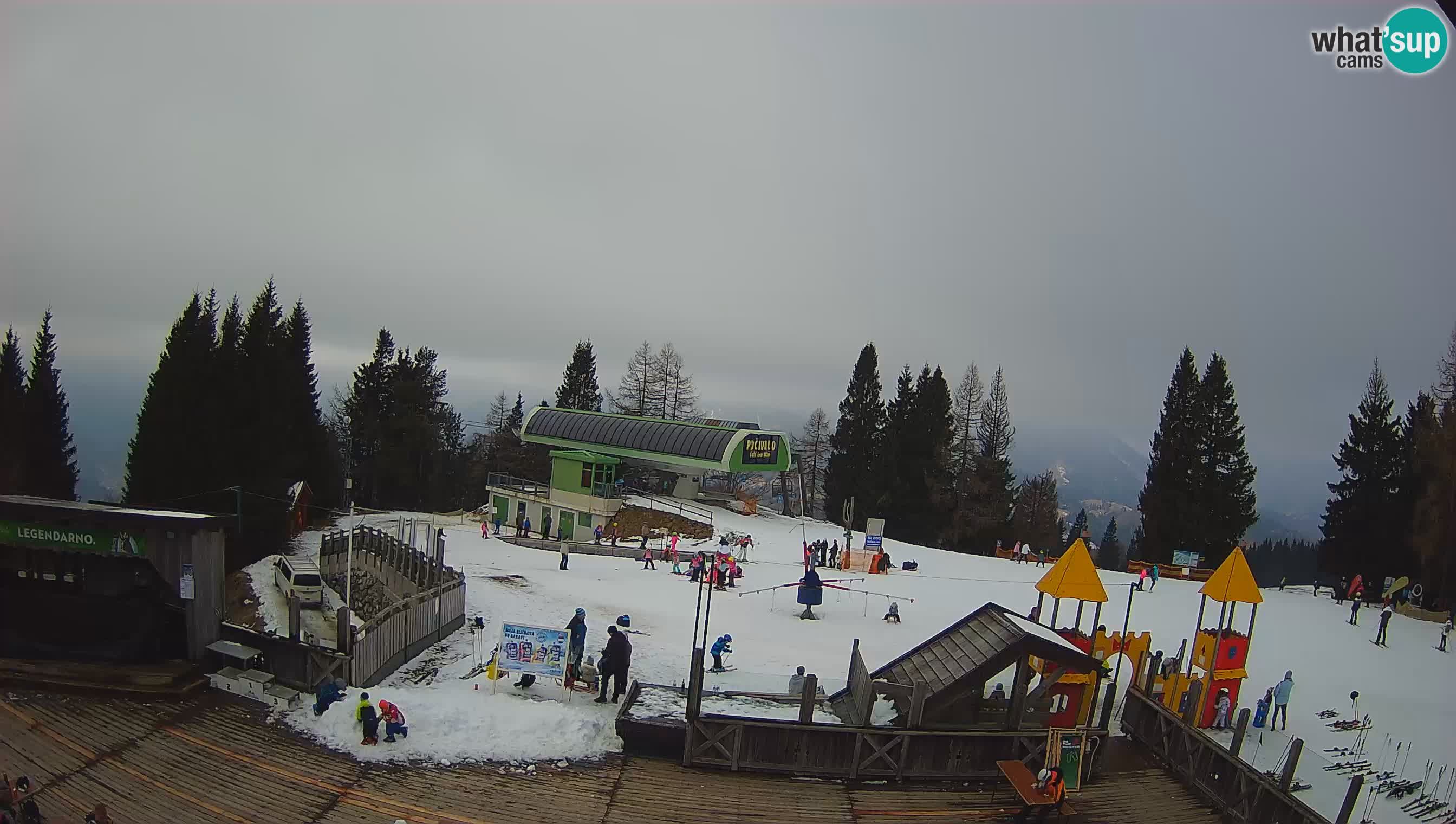 Webcam de la station de ski des Alpes slovènes à Cerkno Počivalo