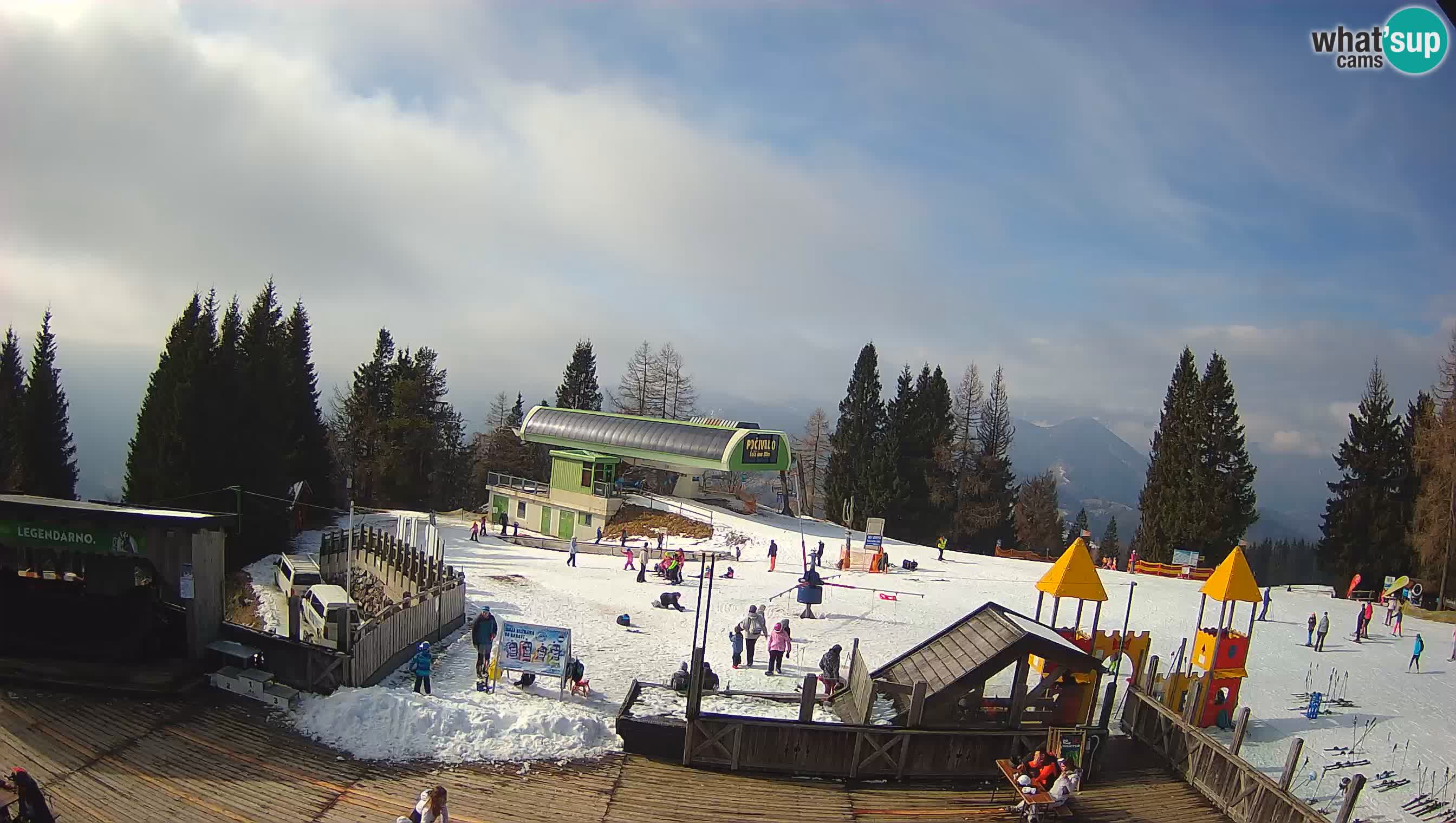 Alpska Perla Ski hotel Cerkno Počivalo webcam – Slovenia