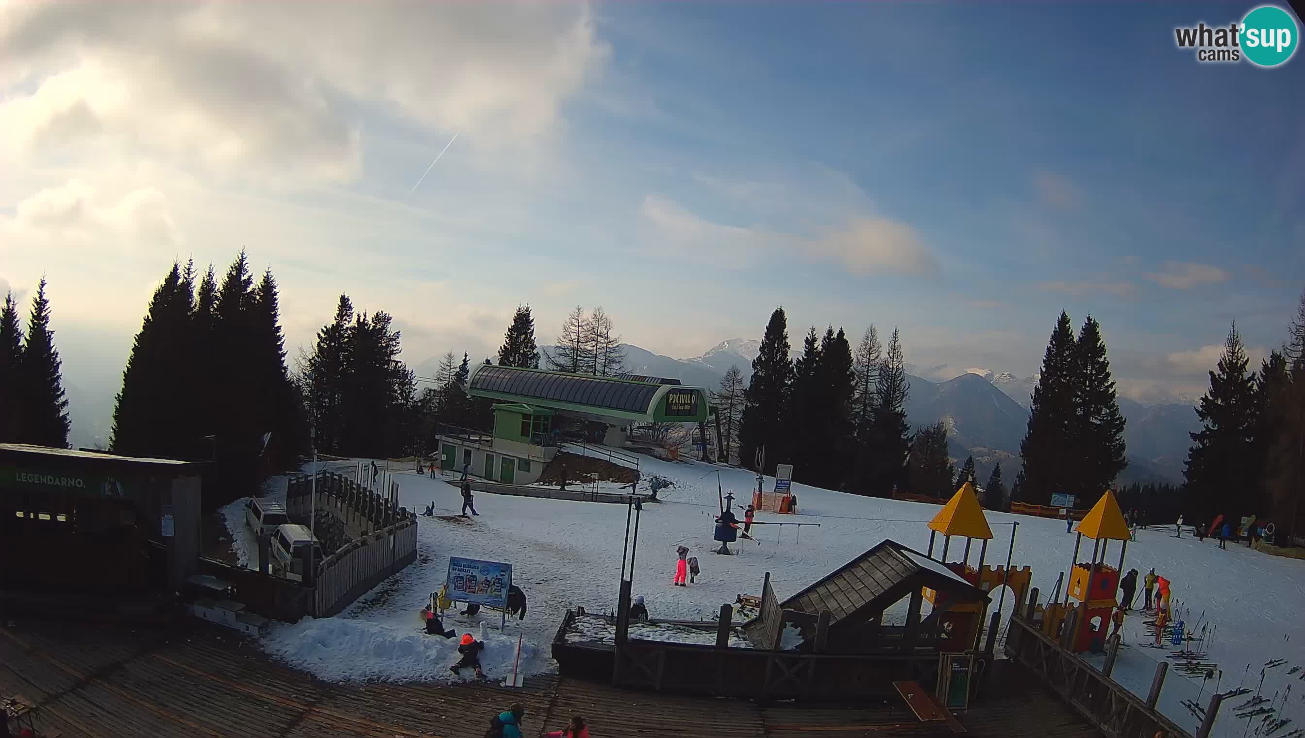 Alpska Perla Ski hotel Cerkno Počivalo webcam – Slovenia