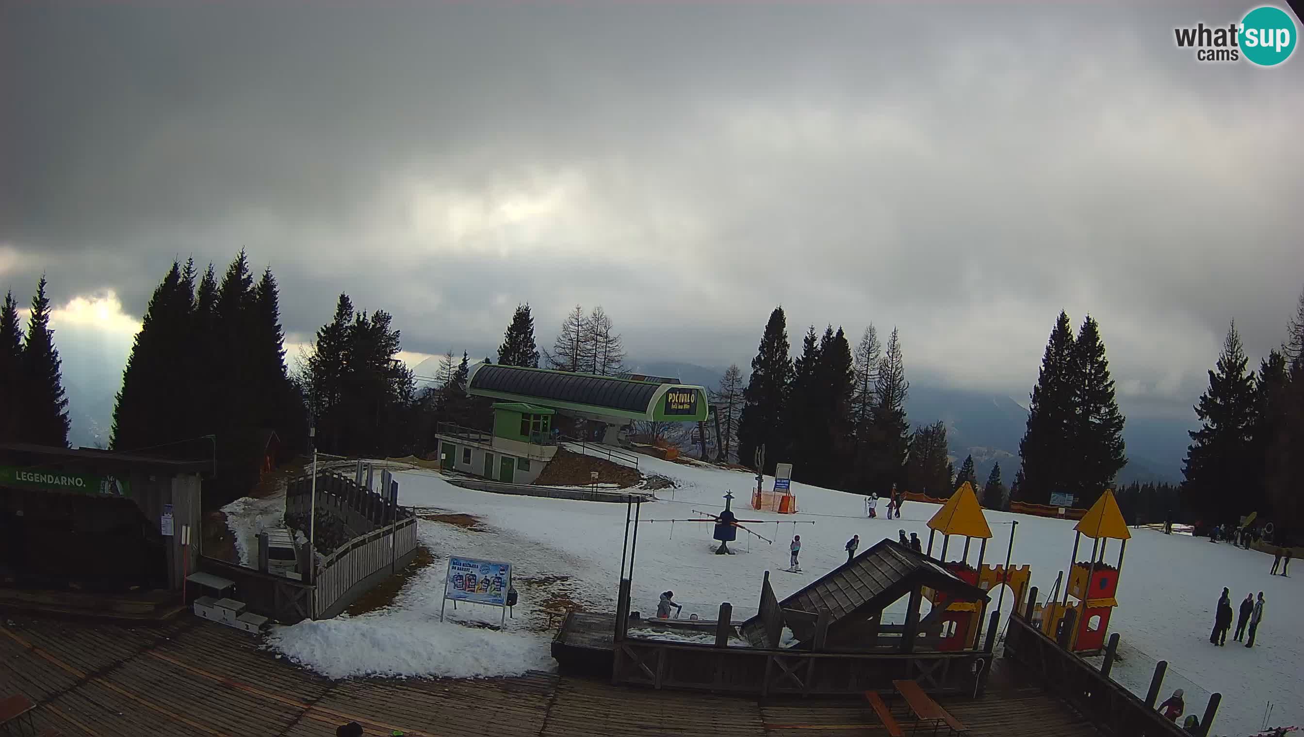 Webcam de la station de ski des Alpes slovènes à Cerkno Počivalo