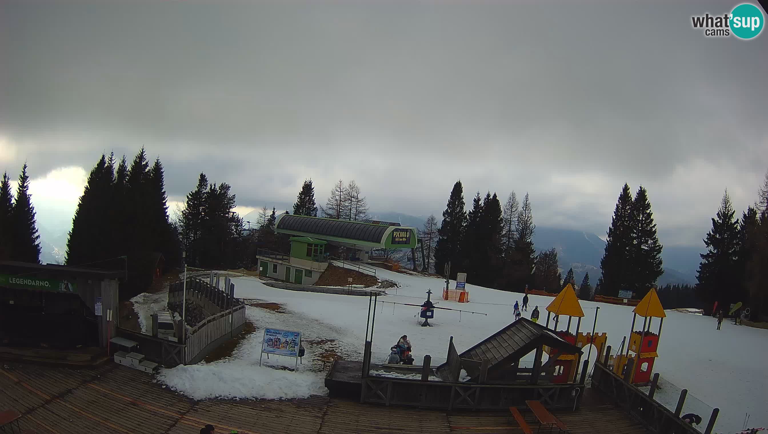 Webcam de la station de ski des Alpes slovènes à Cerkno Počivalo