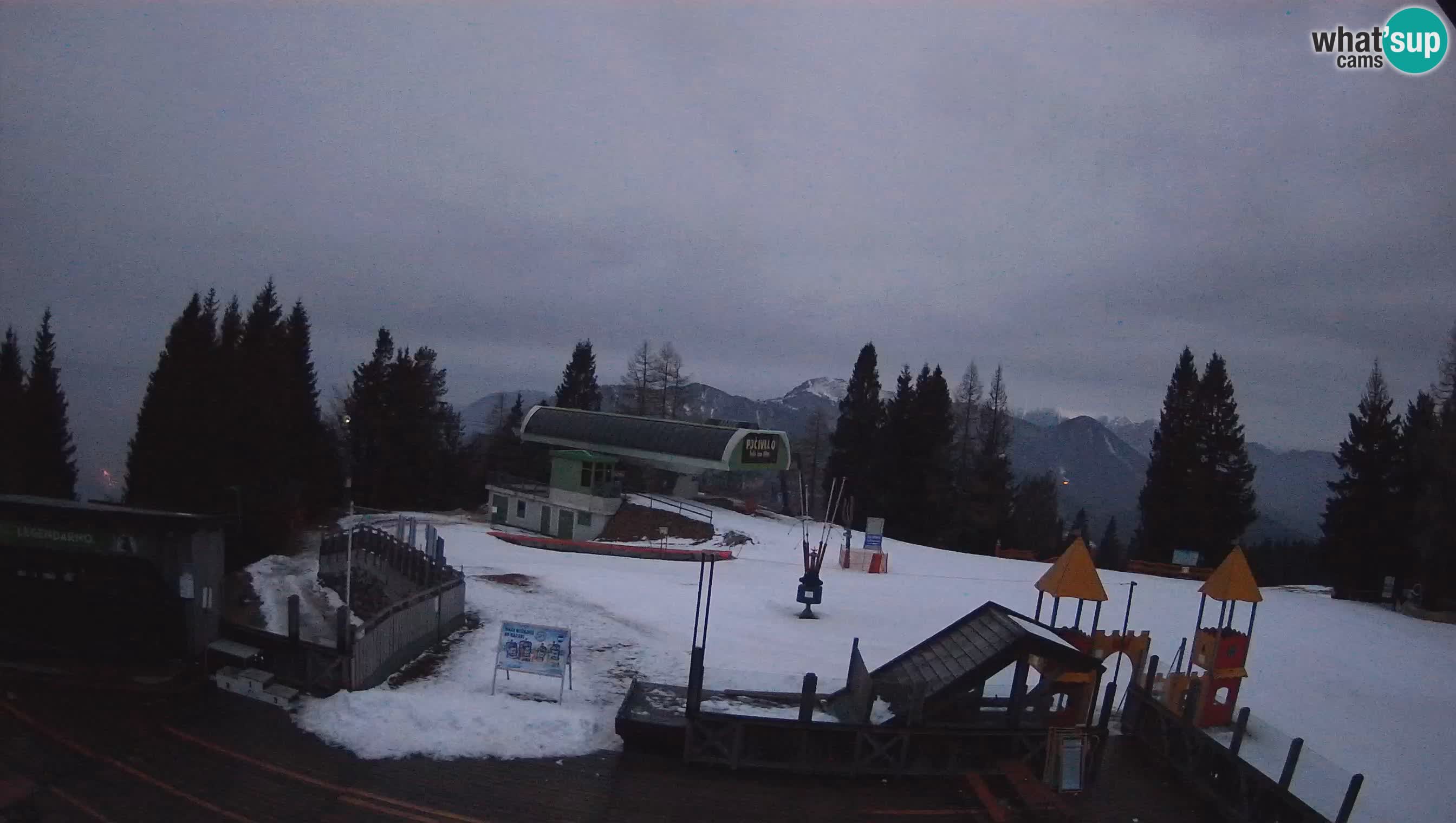 Webcam de la station de ski des Alpes slovènes à Cerkno Počivalo