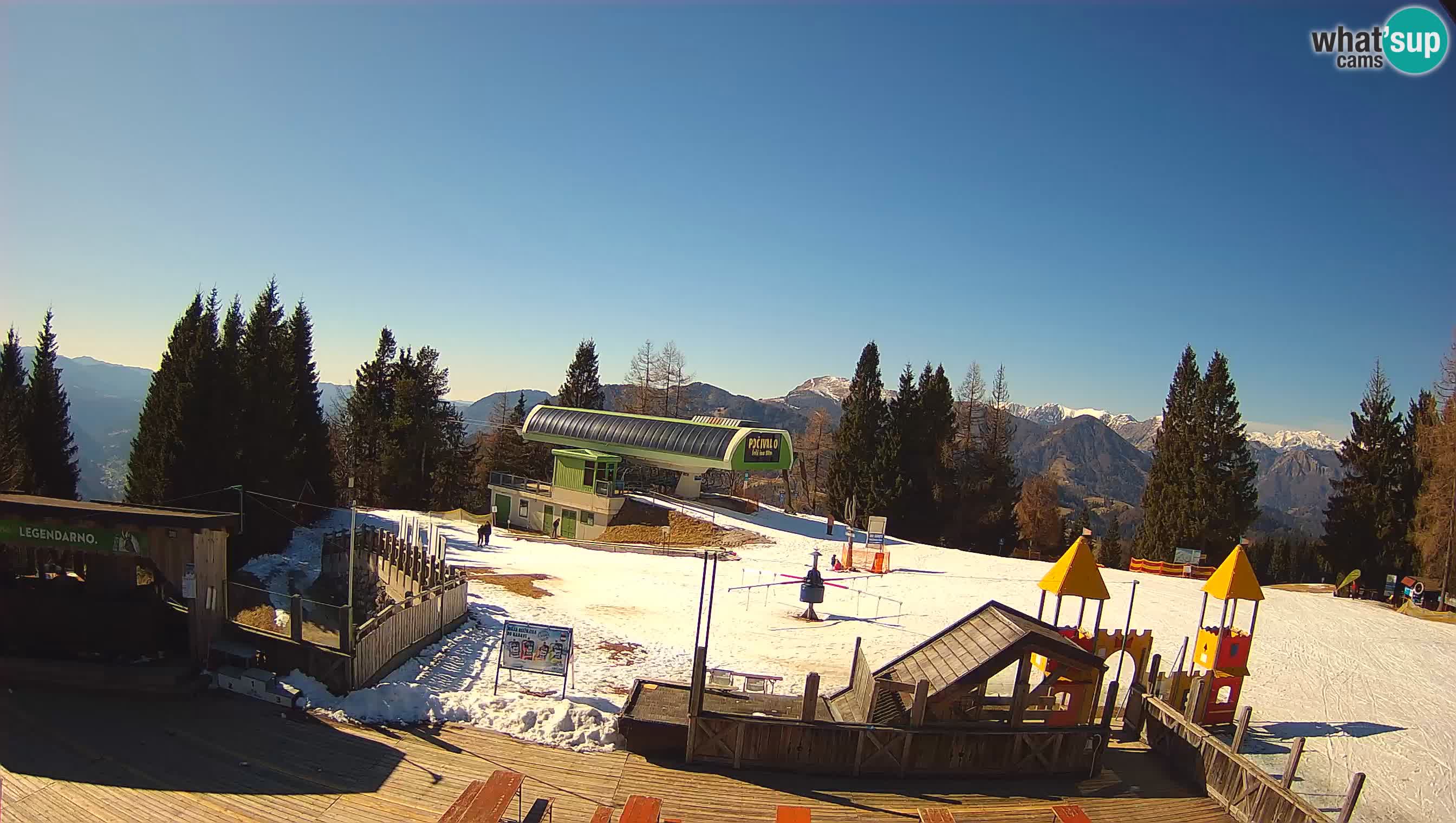 Webcam de la station de ski des Alpes slovènes à Cerkno Počivalo