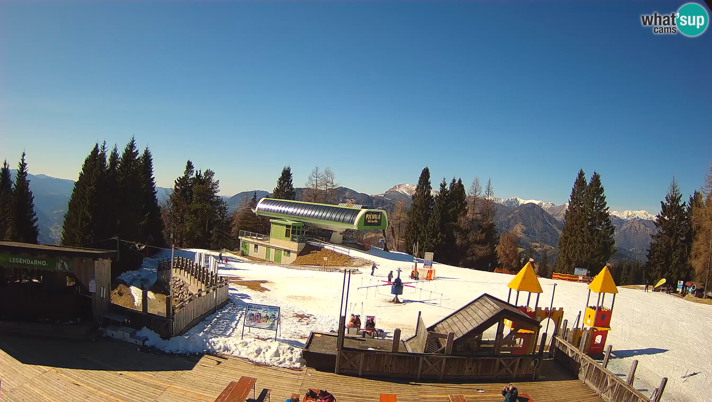 Alpska Perla Ski center Cerkno Počivalo webcam – Slovenia