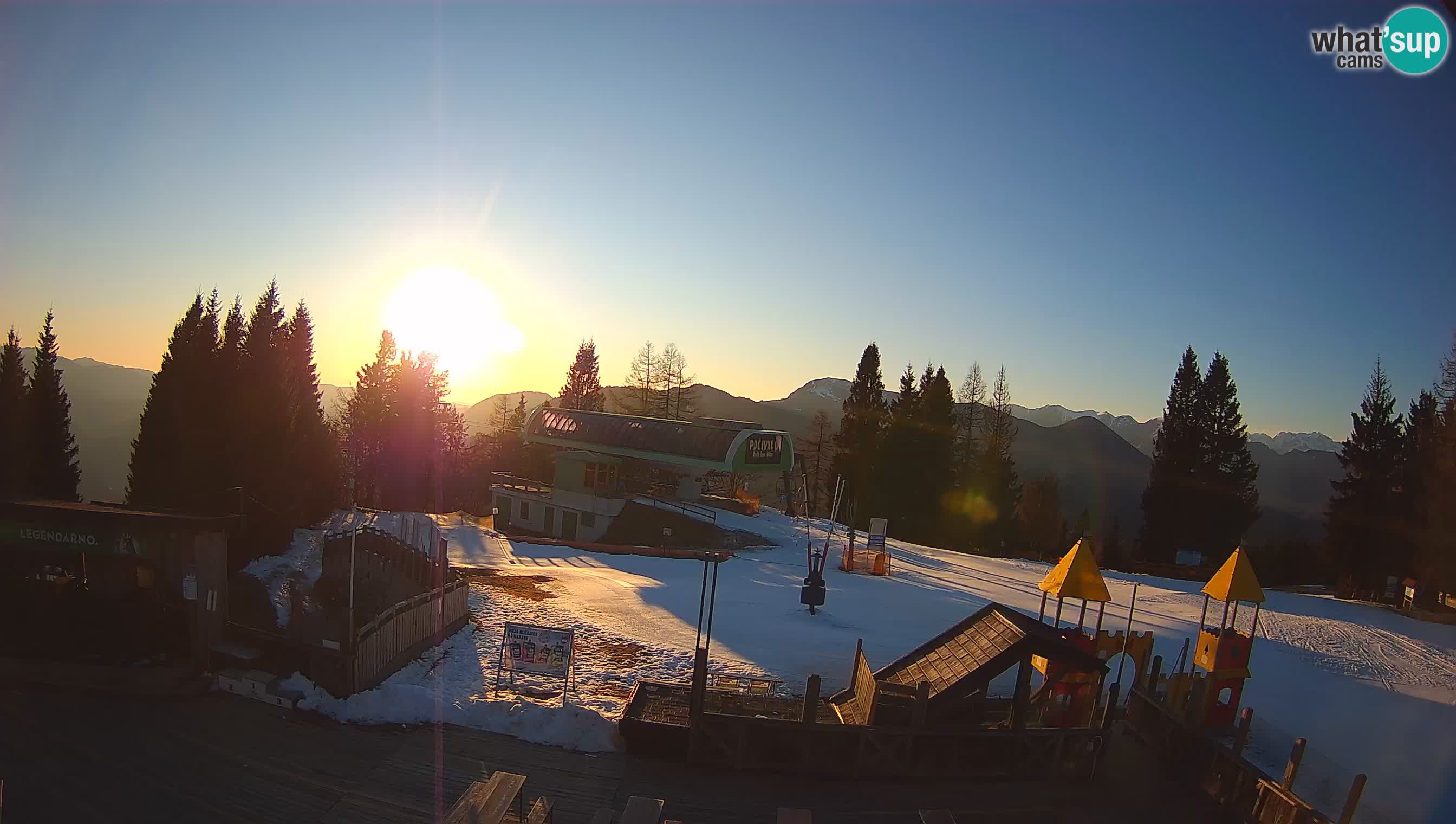 Webcam de la station de ski des Alpes slovènes à Cerkno Počivalo