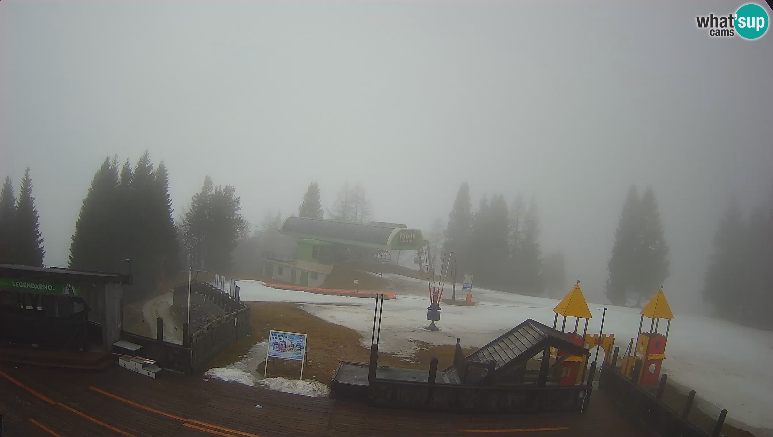 Webcam de la station de ski des Alpes slovènes à Cerkno Počivalo