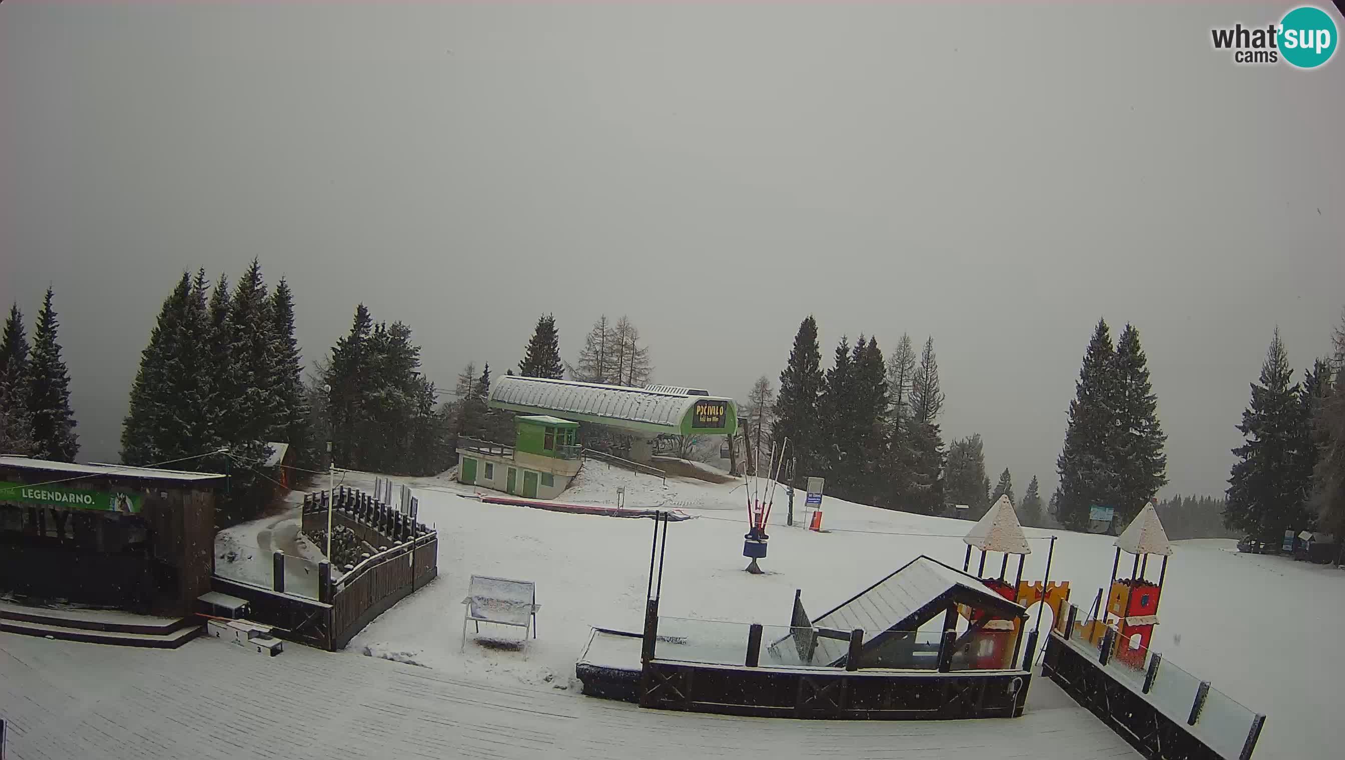 Webcam de la station de ski des Alpes slovènes à Cerkno Počivalo