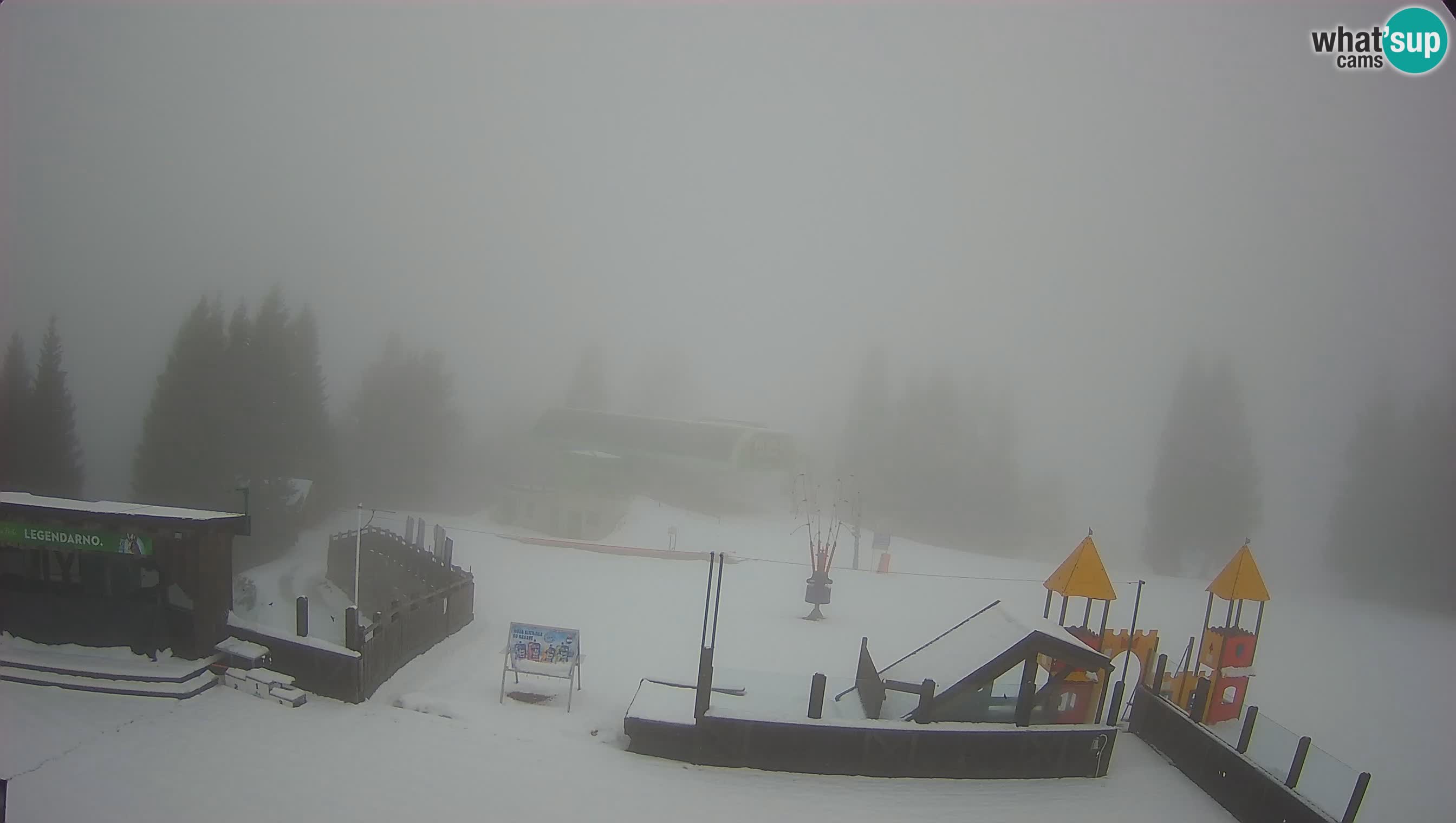 Alpska Perla Ski center Cerkno Počivalo webcam – Slovenia