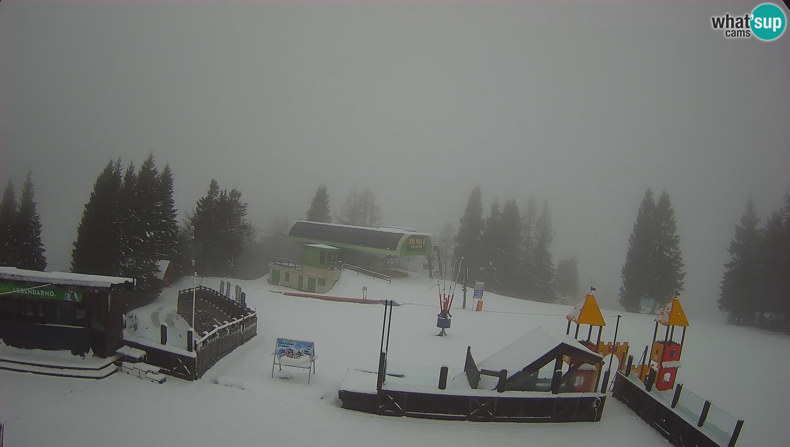 Webcam de la station de ski des Alpes slovènes à Cerkno Počivalo