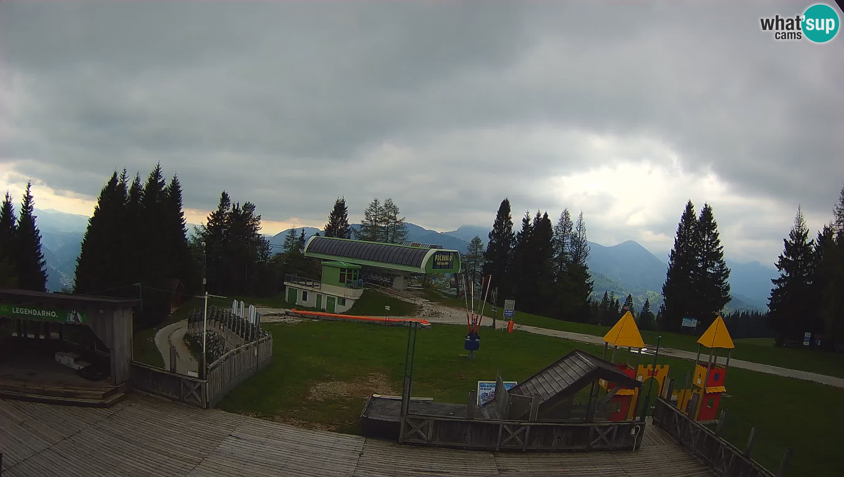 Alpska Perla kamera Cerkno Počivalo