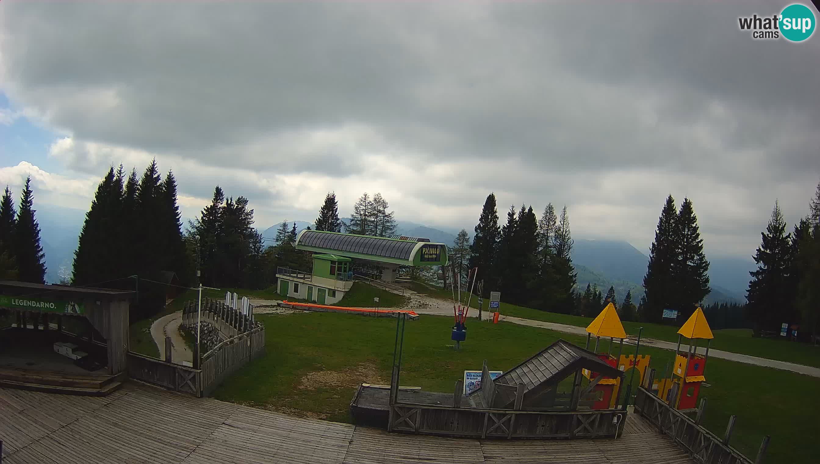 Alpska Perla Ski center Cerkno Počivalo webcam – Slovenia