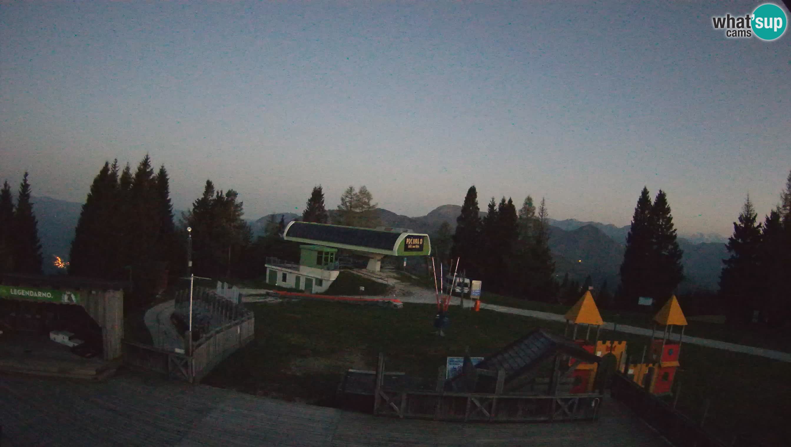 Alpska Perla Ski hotel Cerkno Počivalo webcam – Slovenia