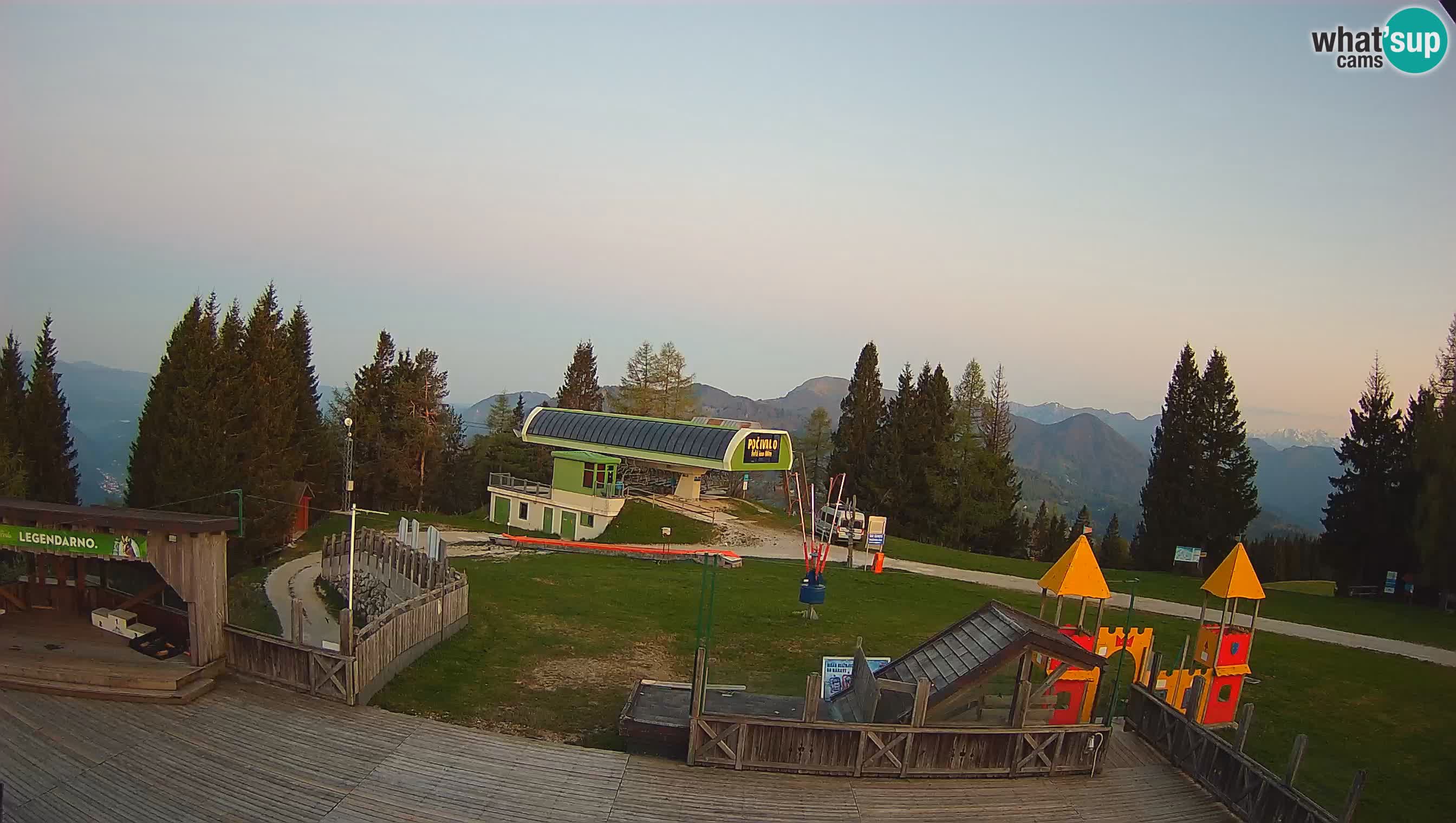 Alpska Perla kamera Cerkno Počivalo