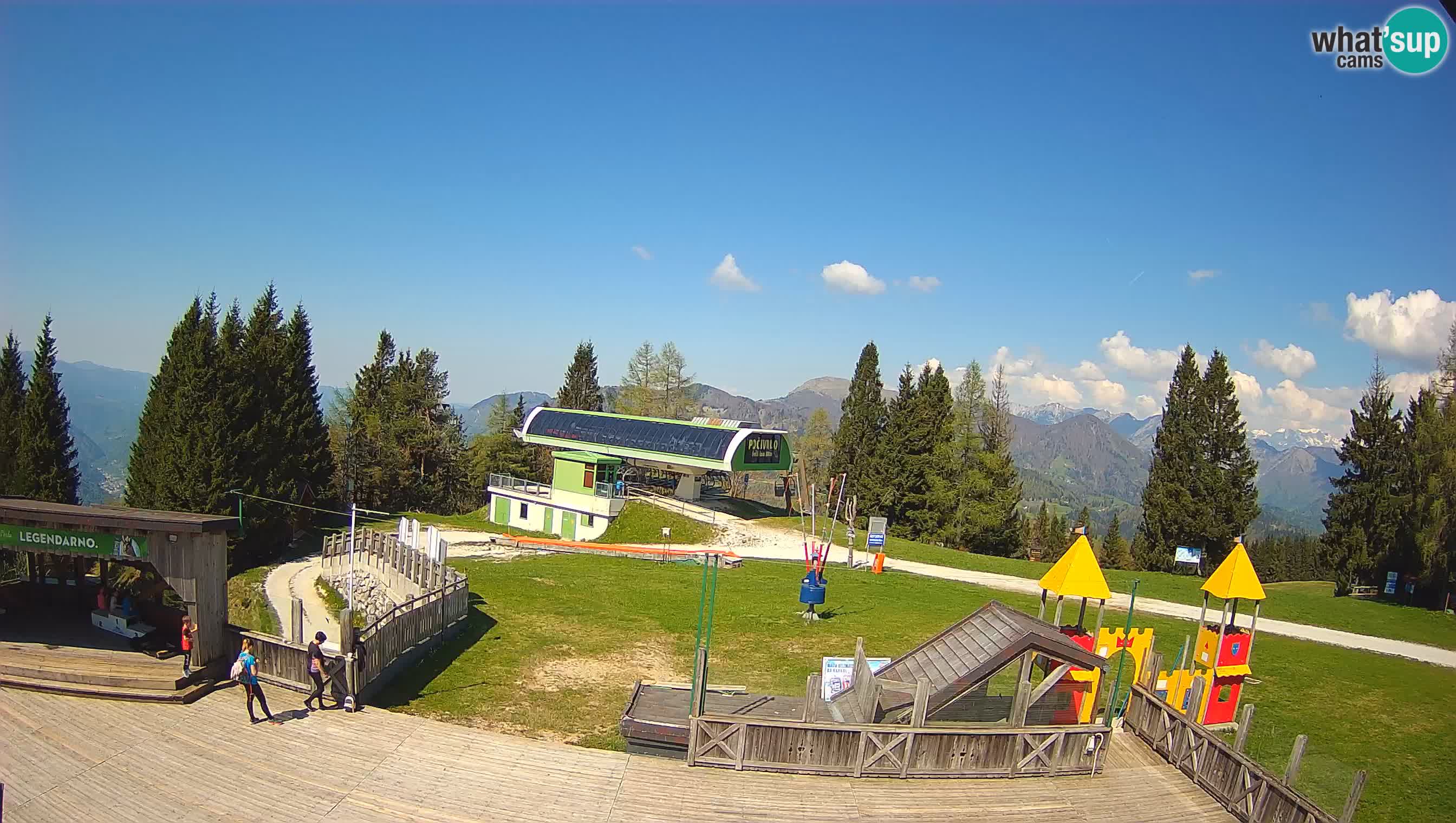 Alpska Perla Ski center Cerkno Počivalo webcam – Slovenia