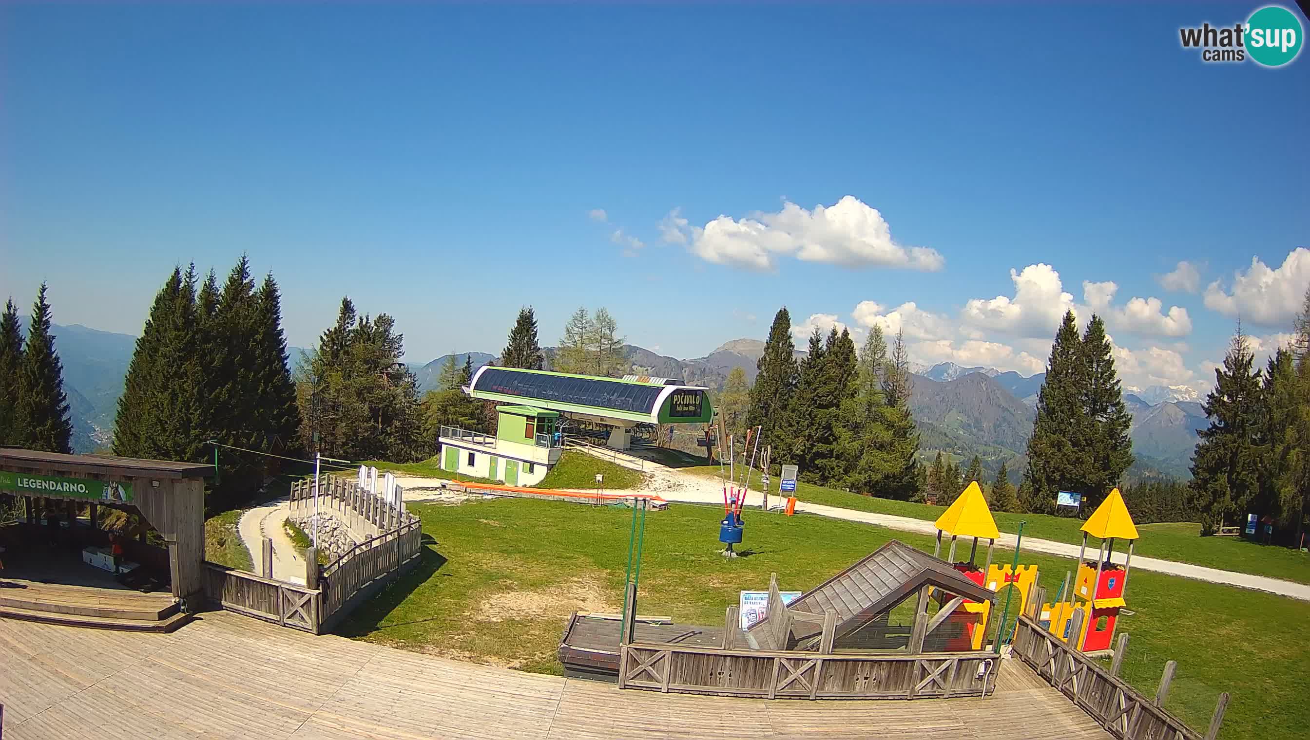 Alpska Perla Ski center Cerkno Počivalo webcam – Slovenia
