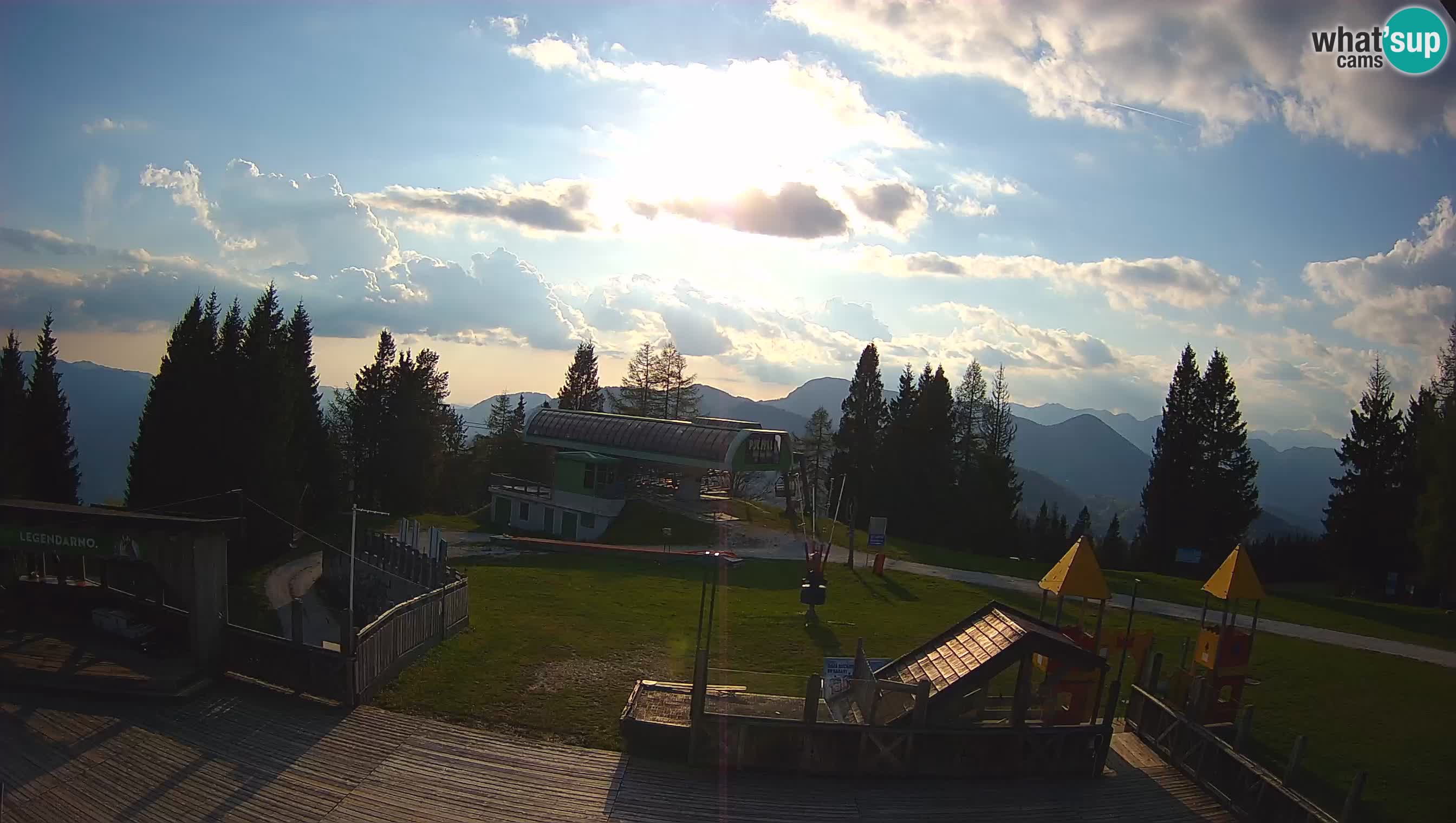 Alpska Perla kamera Cerkno Počivalo