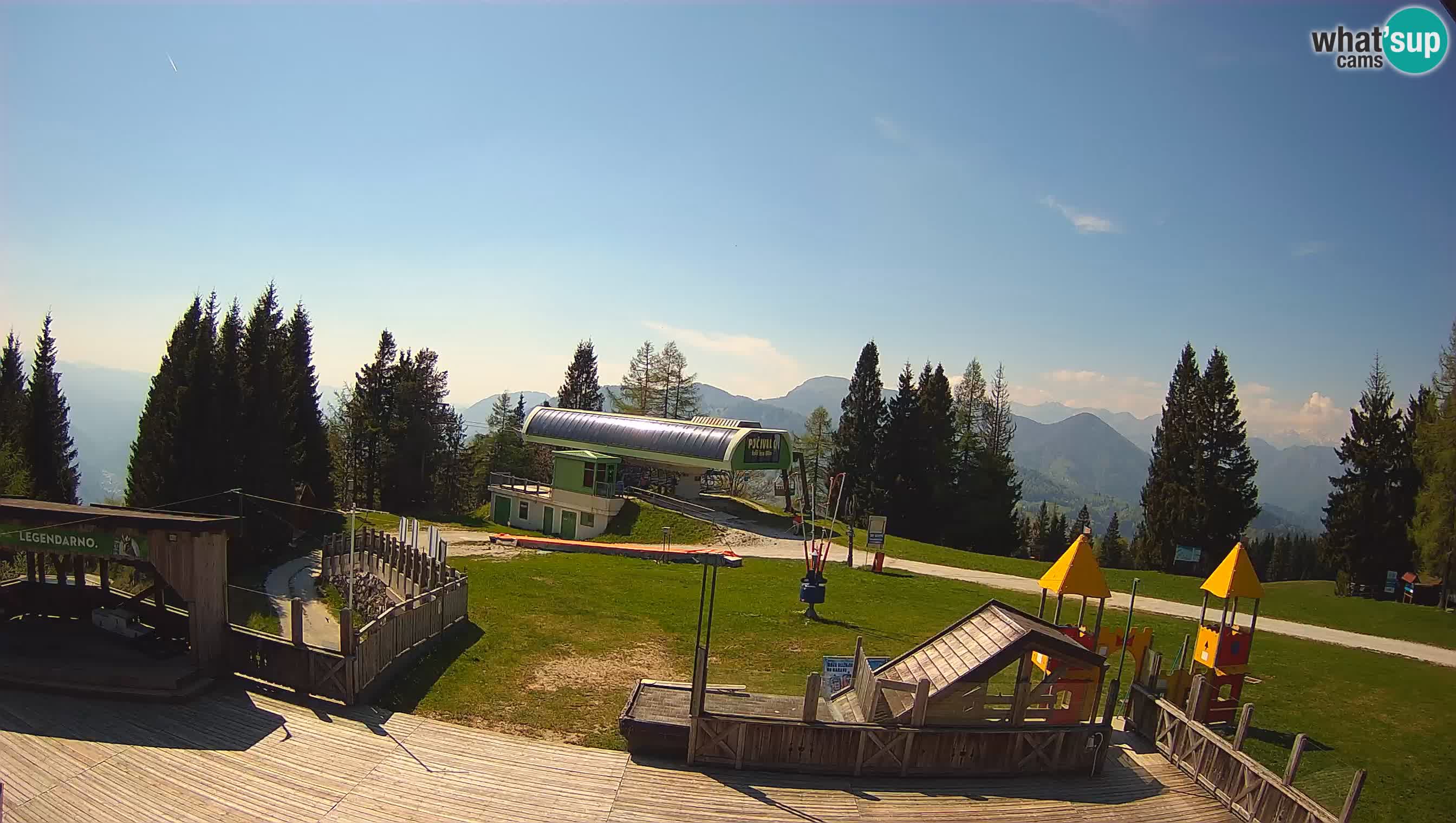 Webcam de la station de ski des Alpes slovènes à Cerkno Počivalo