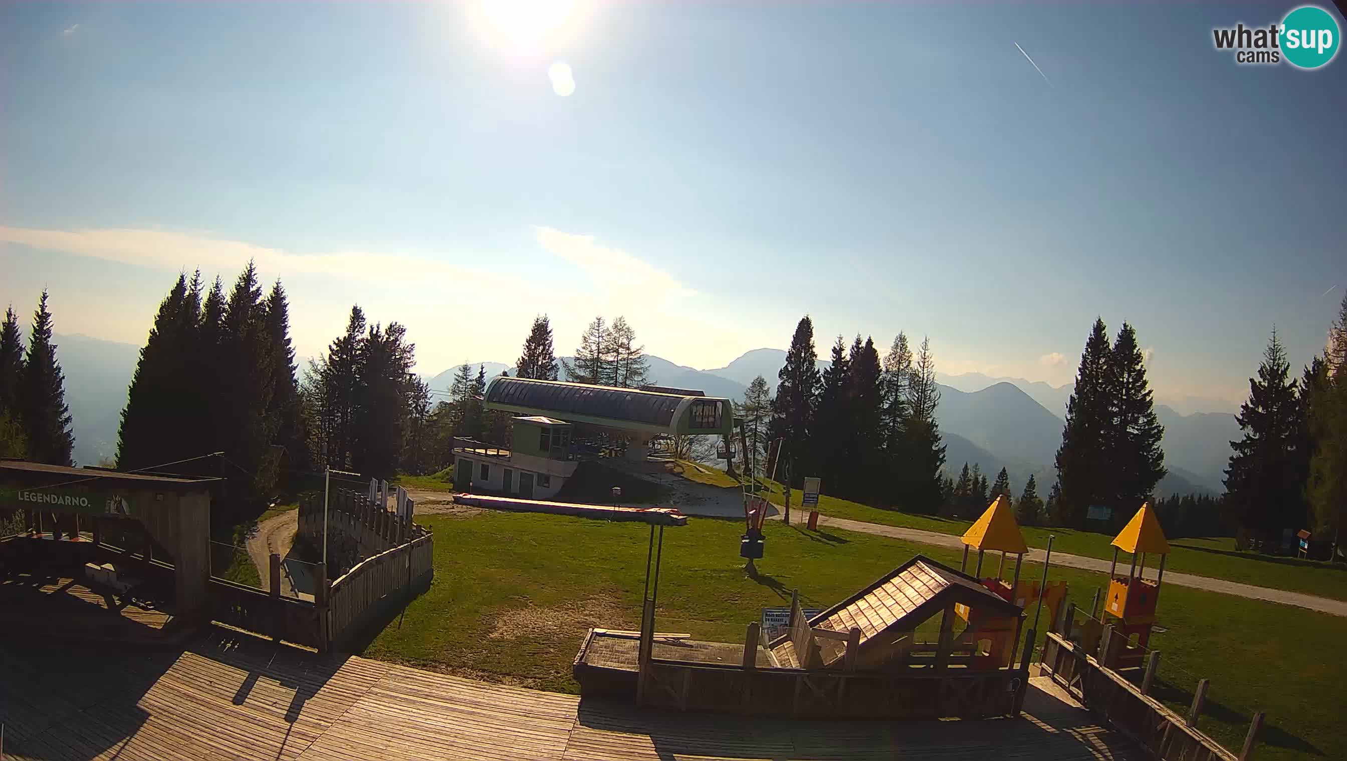 Alpska Perla Ski center Cerkno Počivalo webcam – Slovenia
