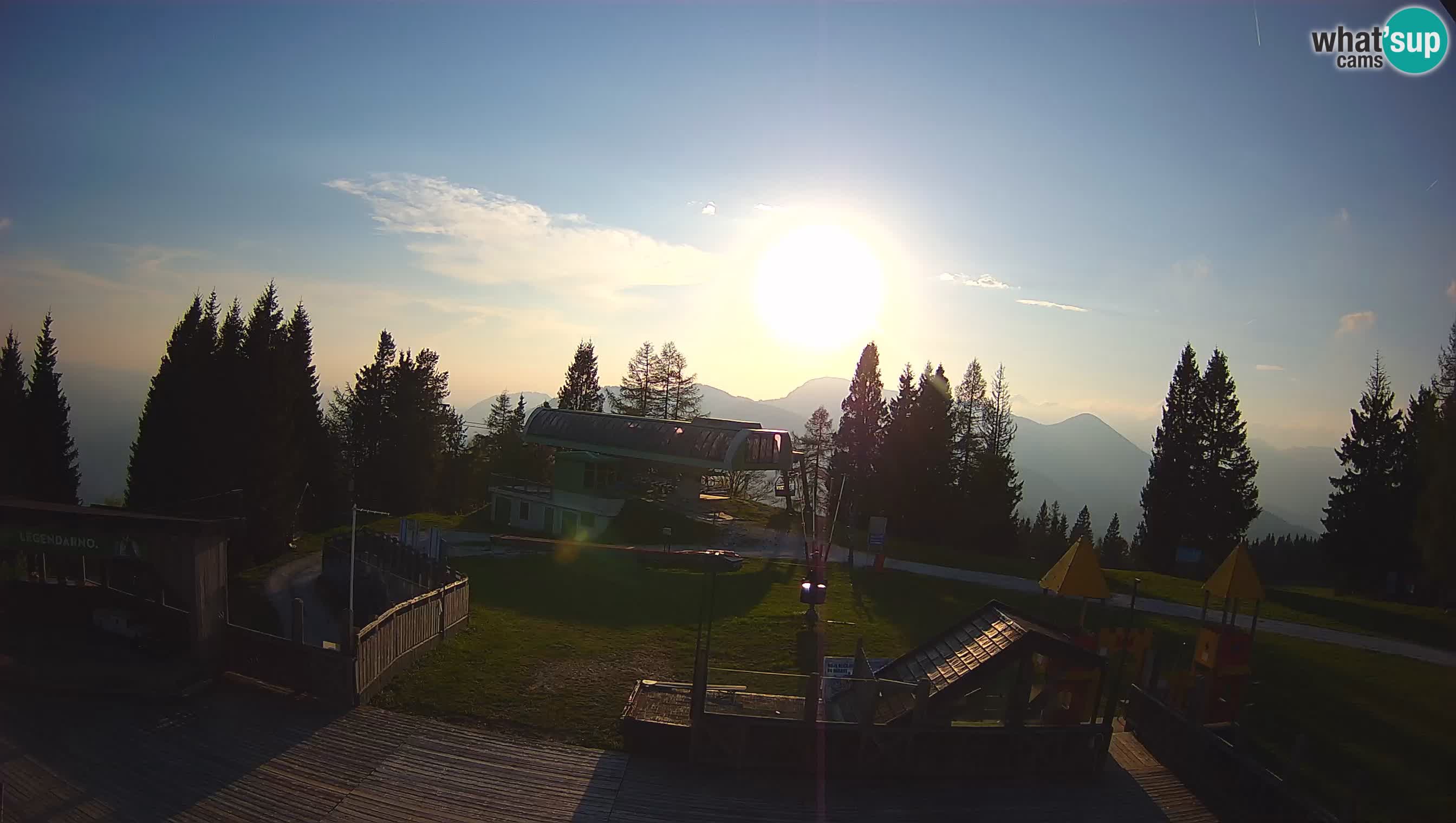 Webcam de la station de ski des Alpes slovènes à Cerkno Počivalo