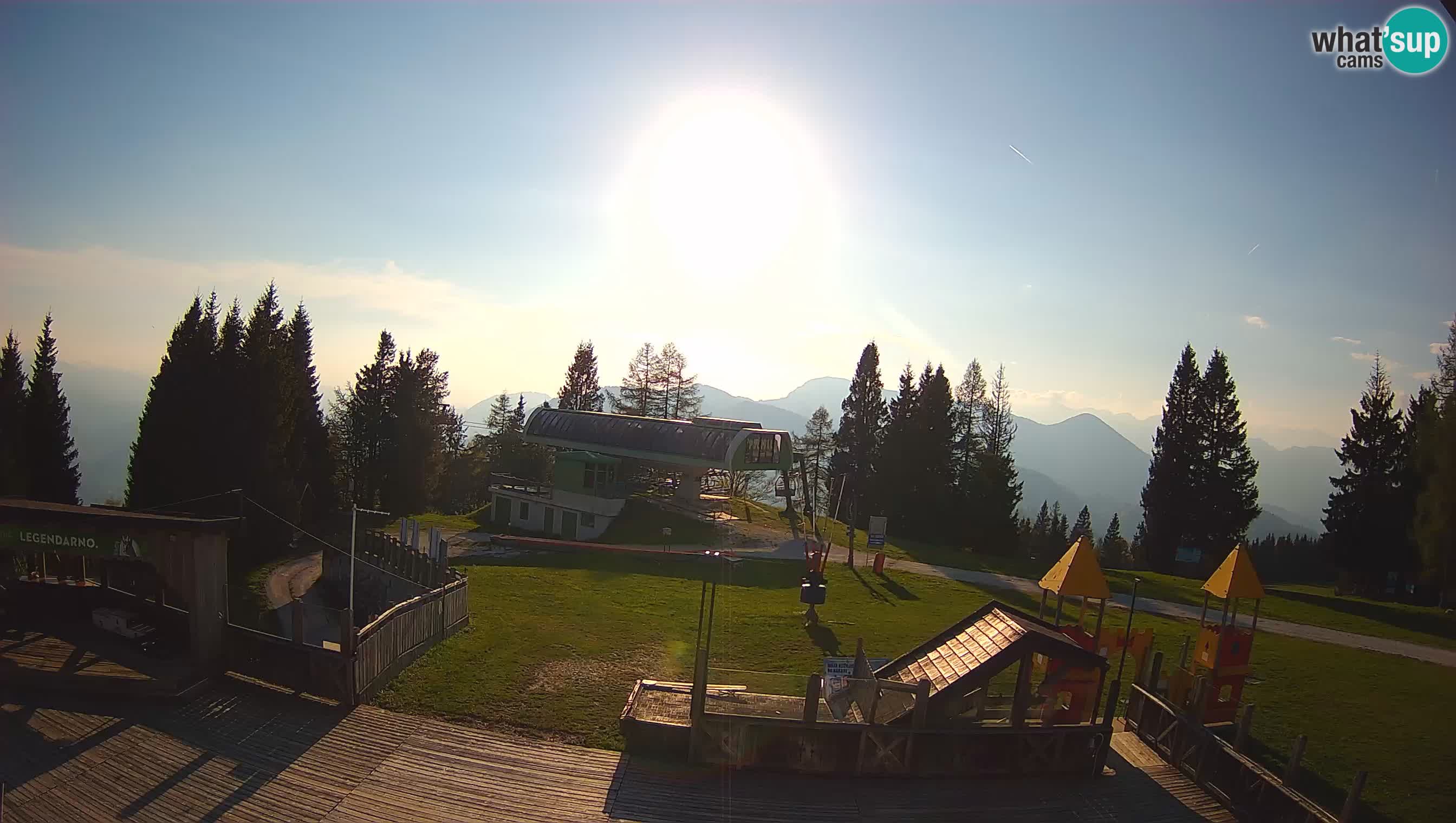 Webcam de la station de ski des Alpes slovènes à Cerkno Počivalo