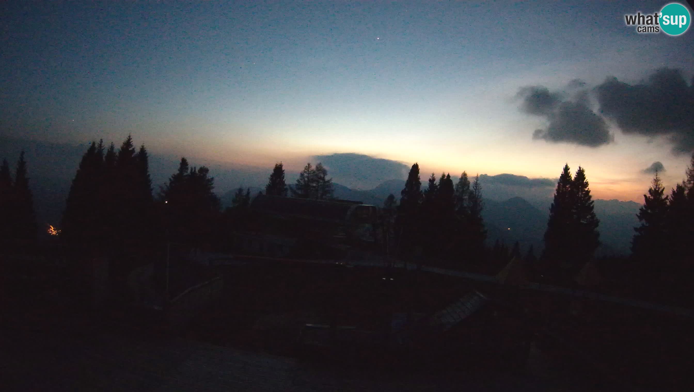 Alpska Perla kamera Cerkno Počivalo