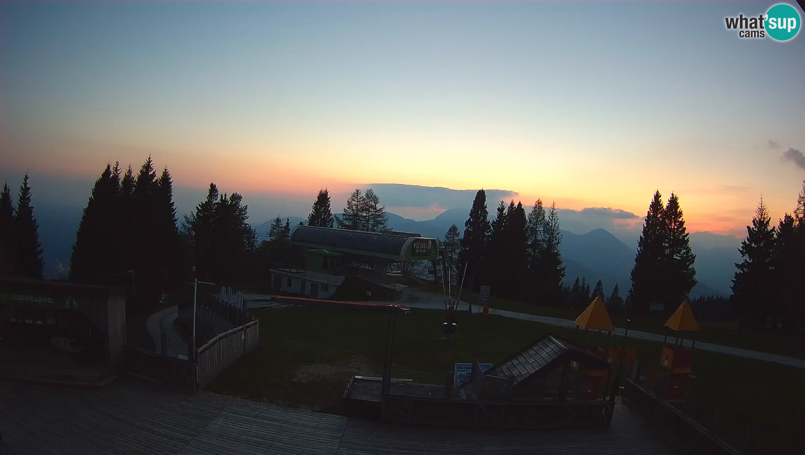 Alpska Perla Ski hotel Cerkno Počivalo webcam – Slovenia