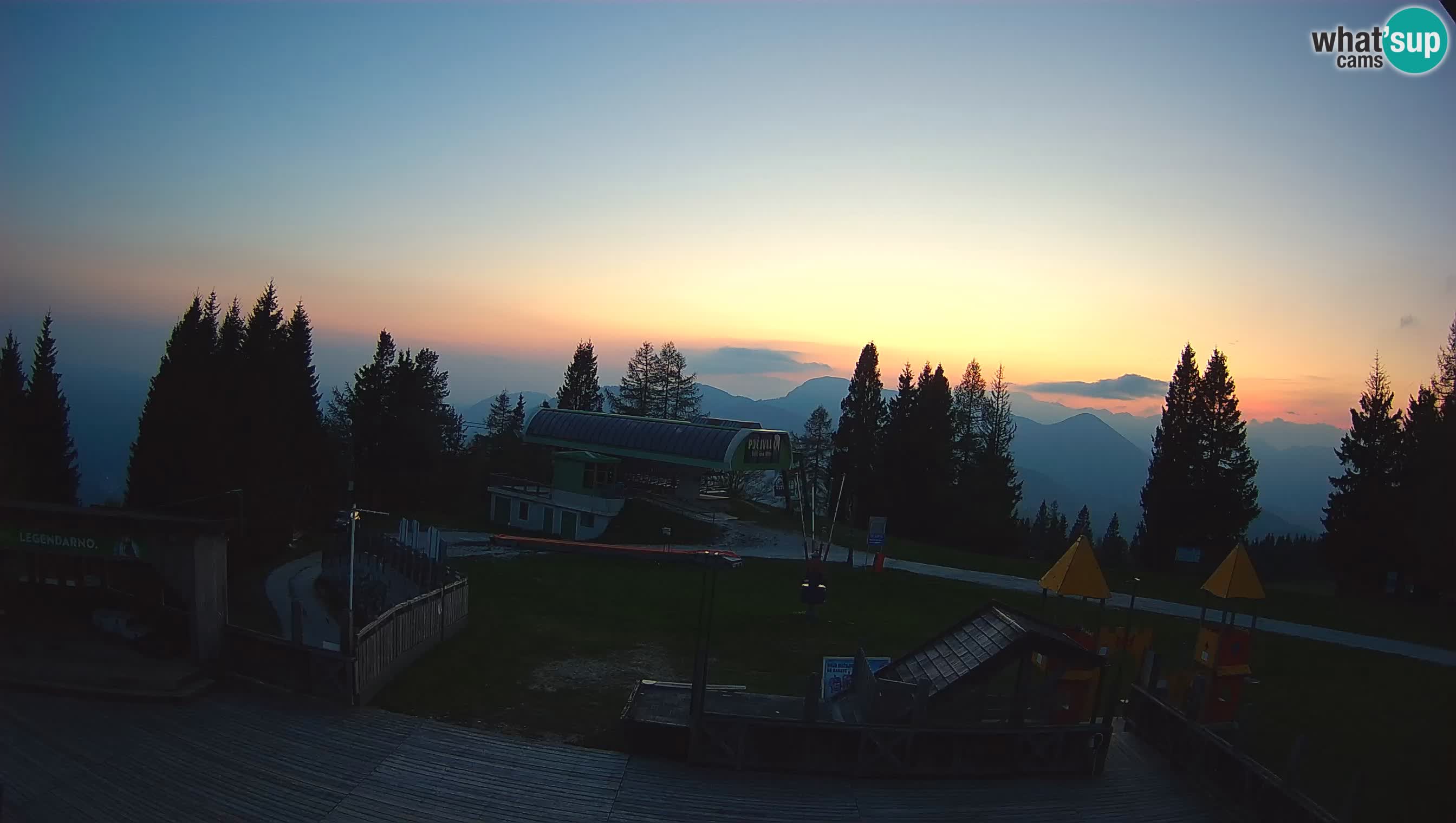 Webcam de la station de ski des Alpes slovènes à Cerkno Počivalo