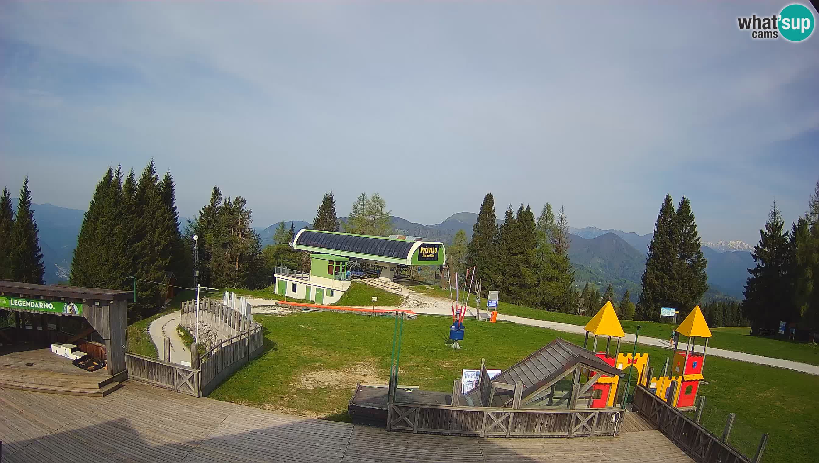 Alpska Perla Ski center Cerkno Počivalo webcam – Slovenia