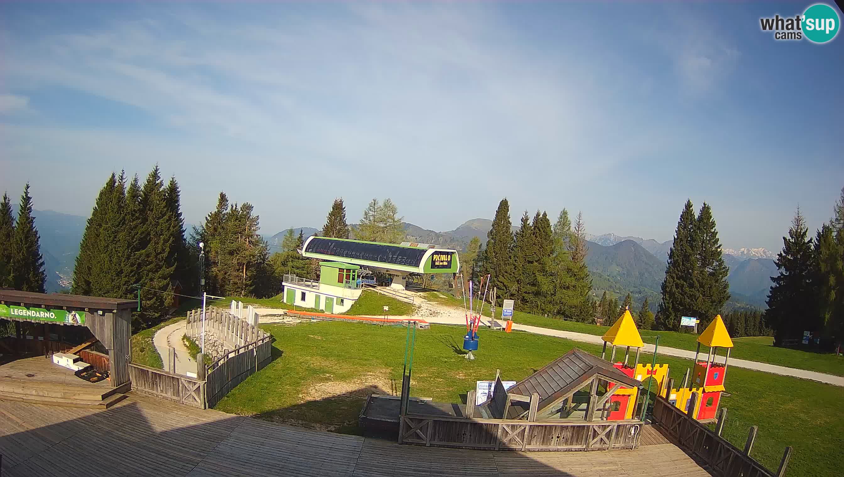 Alpska Perla Ski center Cerkno Počivalo webcam – Slovenia