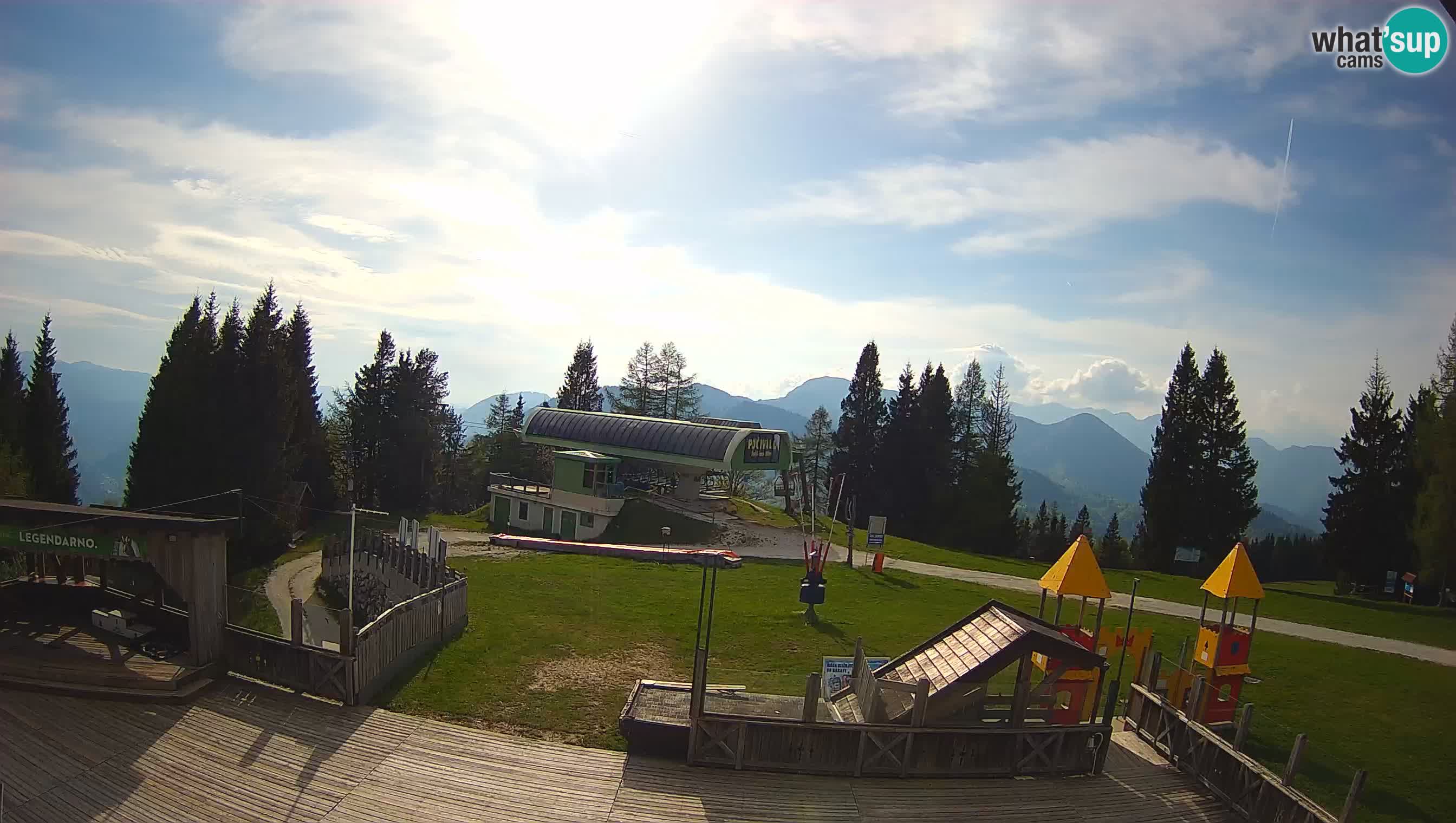 Alpska Perla Ski center Cerkno Počivalo webcam – Slovenia